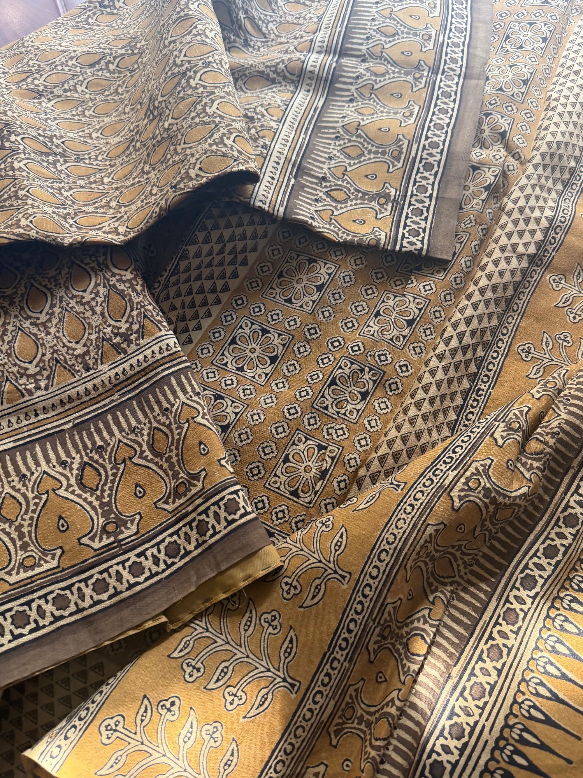 Blockprinted Kodalikaruppur - Linen