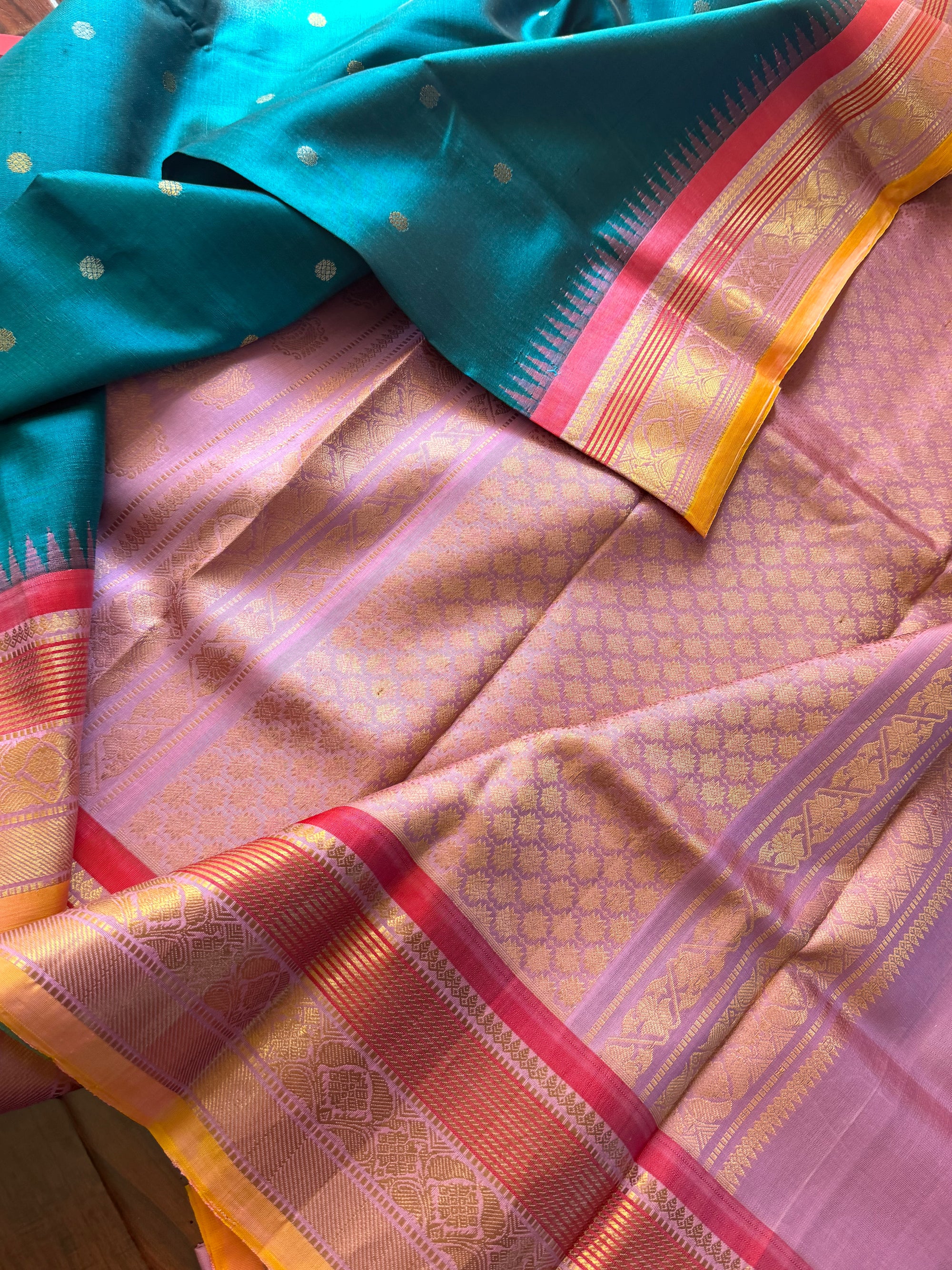 Kuttu  Gadwal Silk : Burnt Copper Sulphate Blue