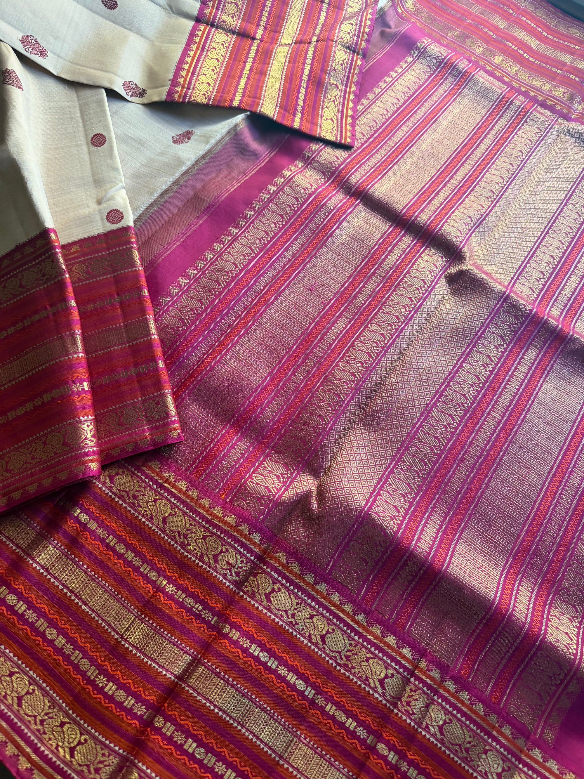 MYTHILI:  Korvai Kanjivaram
