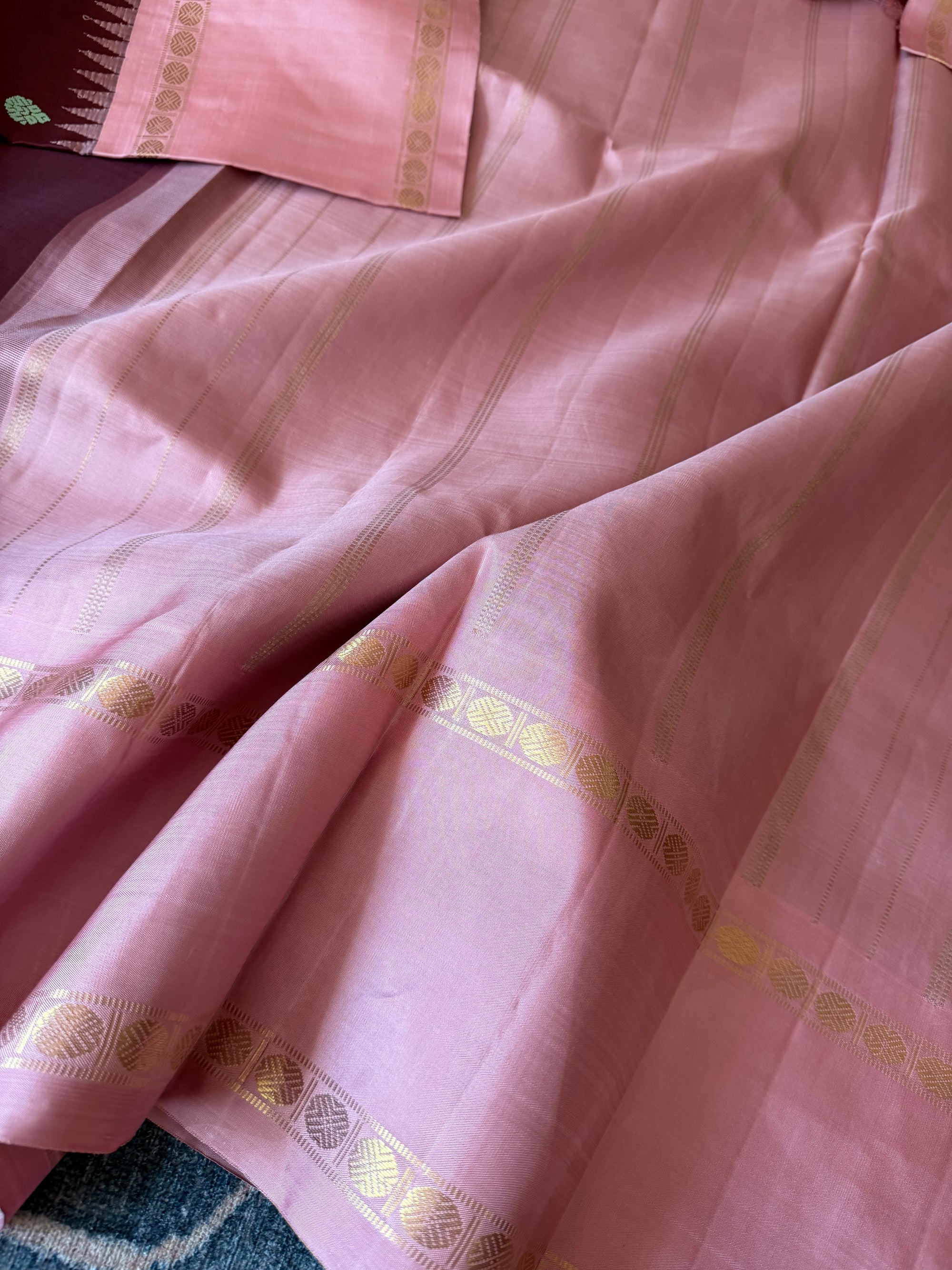 MAATHEY: SILKEN MOTIFS (Kanchana Brown + Dusty Pink)