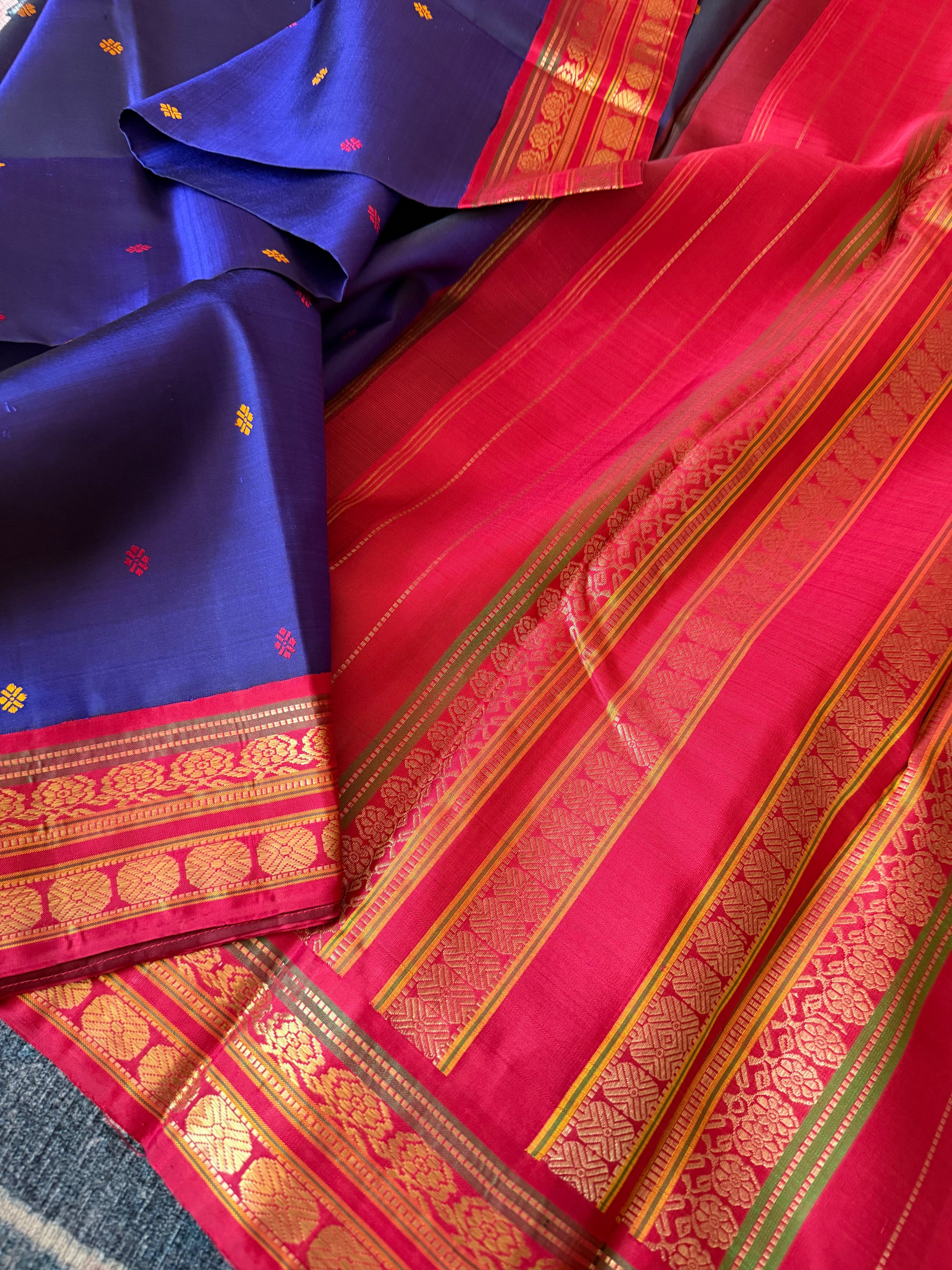 MAATHEY: SILKEN MOTIFS (Old Purple &amp; Ruby Red)