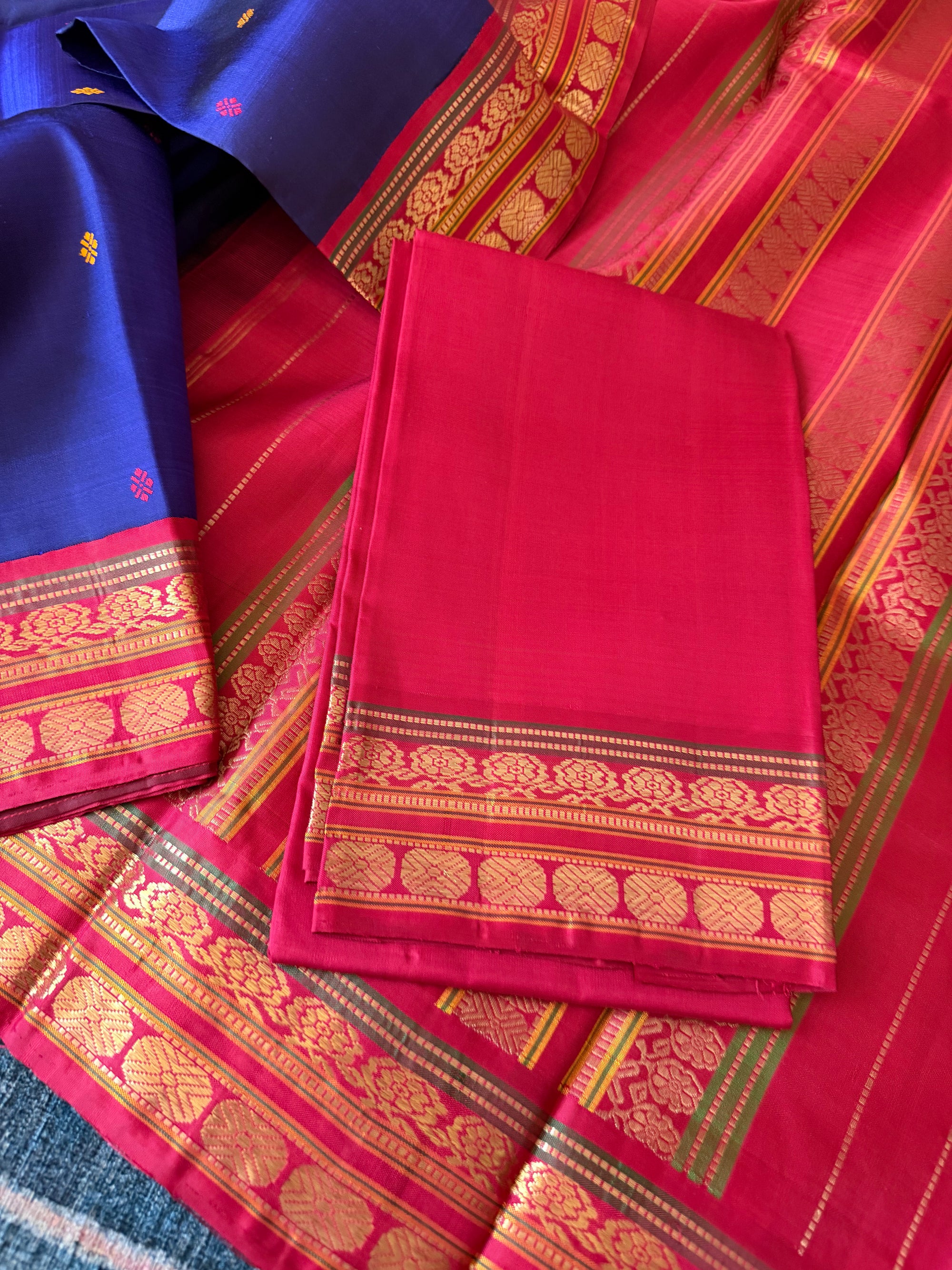 MAATHEY: SILKEN MOTIFS (Old Purple &amp; Ruby Red)