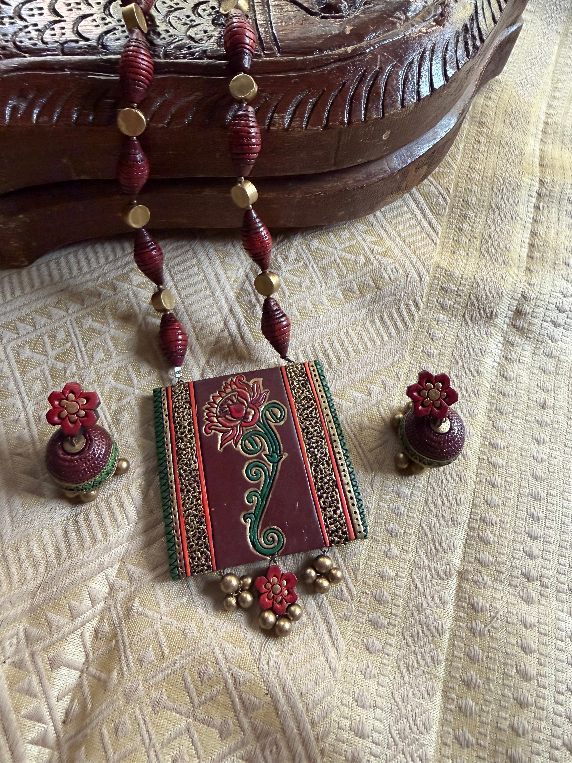 Terracotta Jewelry : Dark Maroon