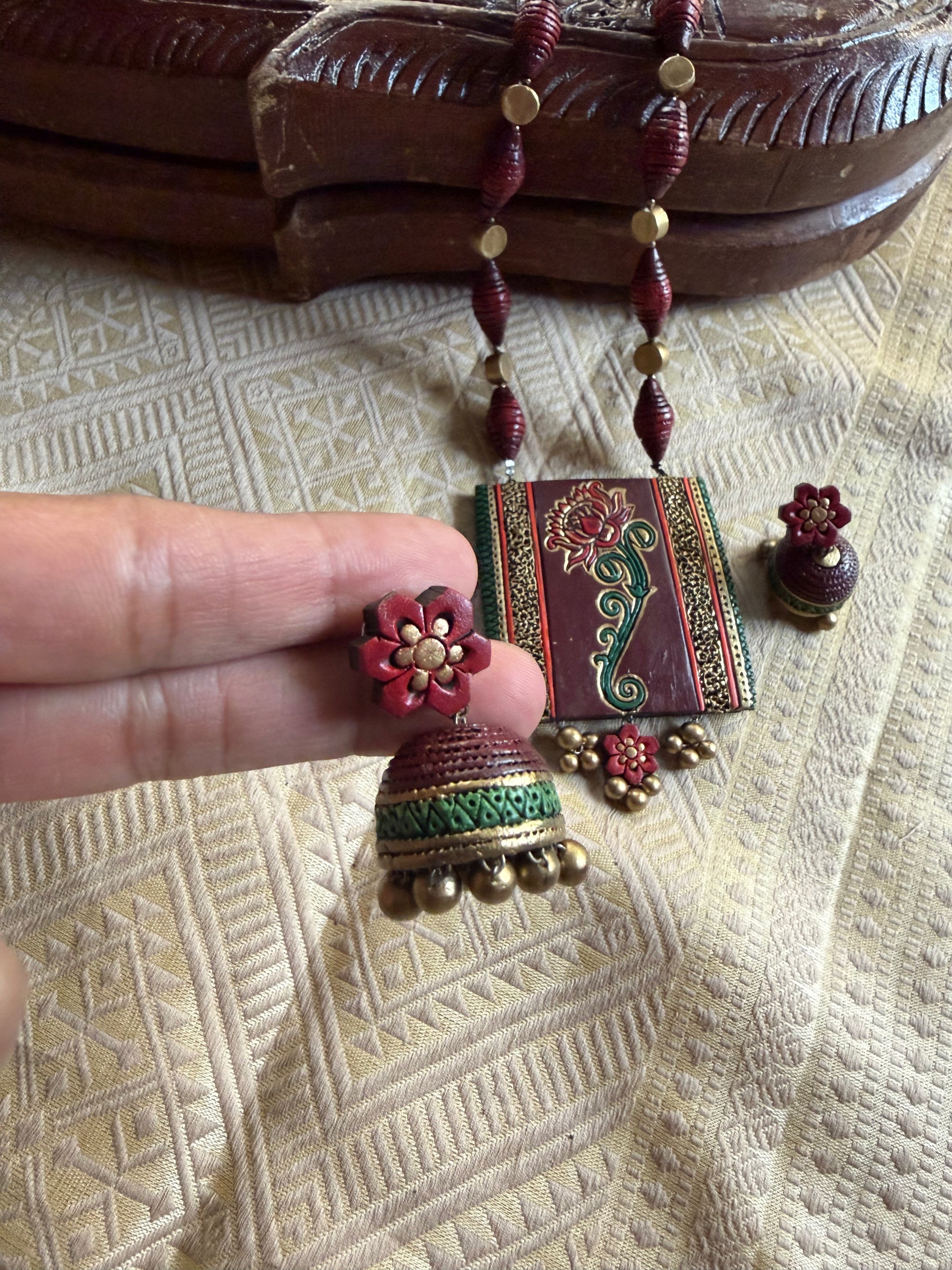 Terracotta Jewelry : Dark Maroon