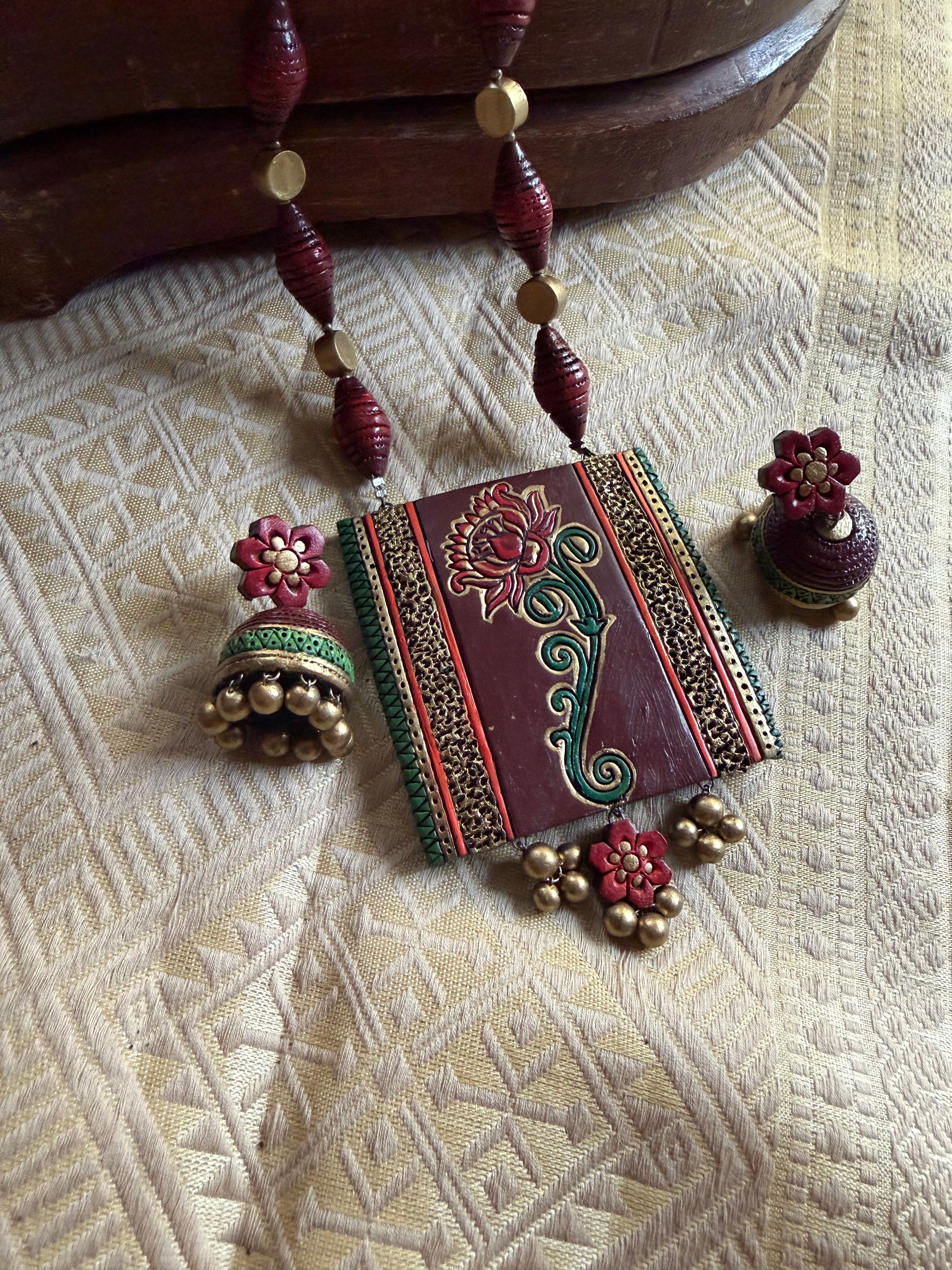 Terracotta Jewelry : Dark Maroon