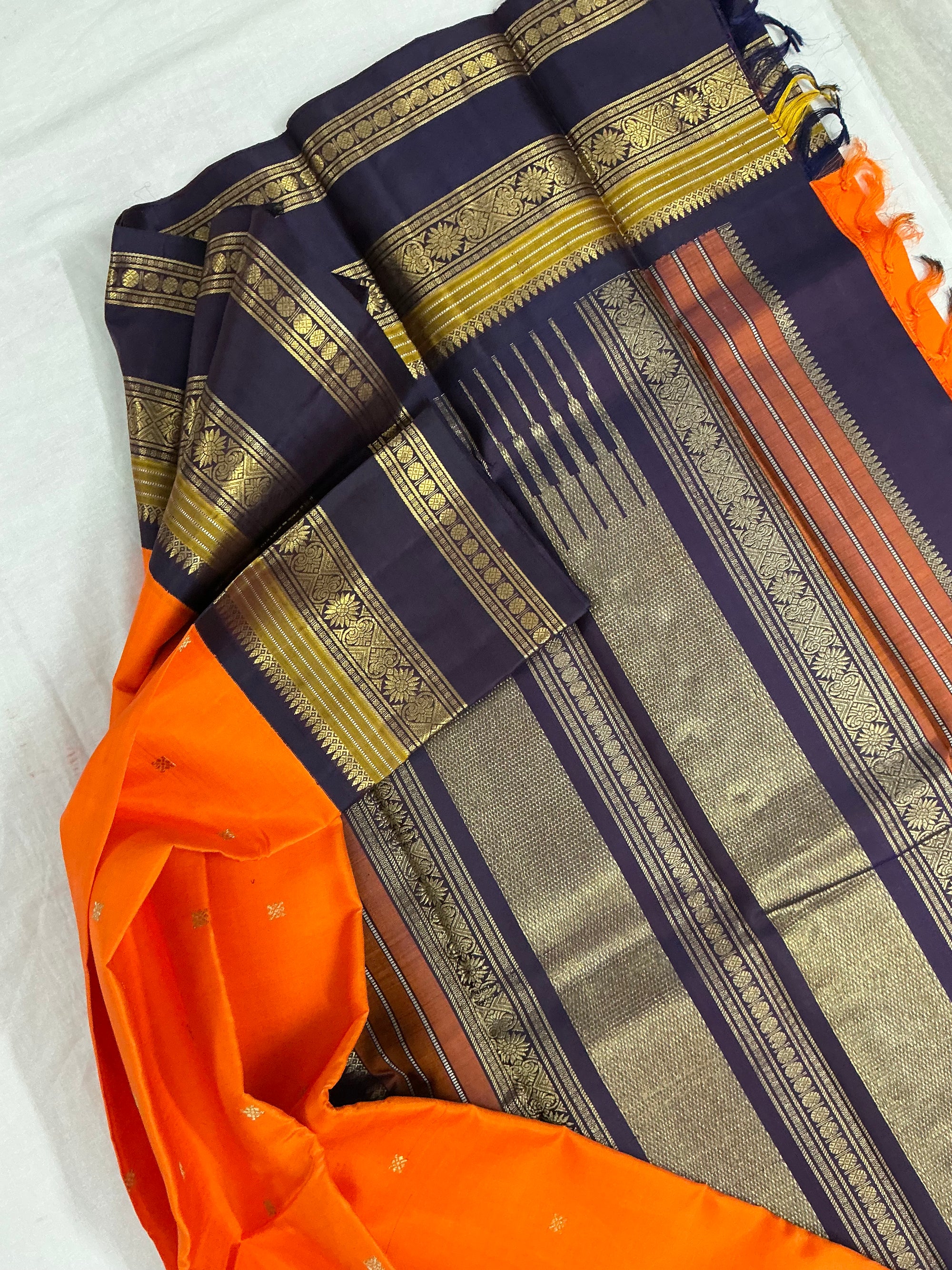 MYTHILI:  PETTU BUTTA KANJIVARAMS (CARROT ORANGE)