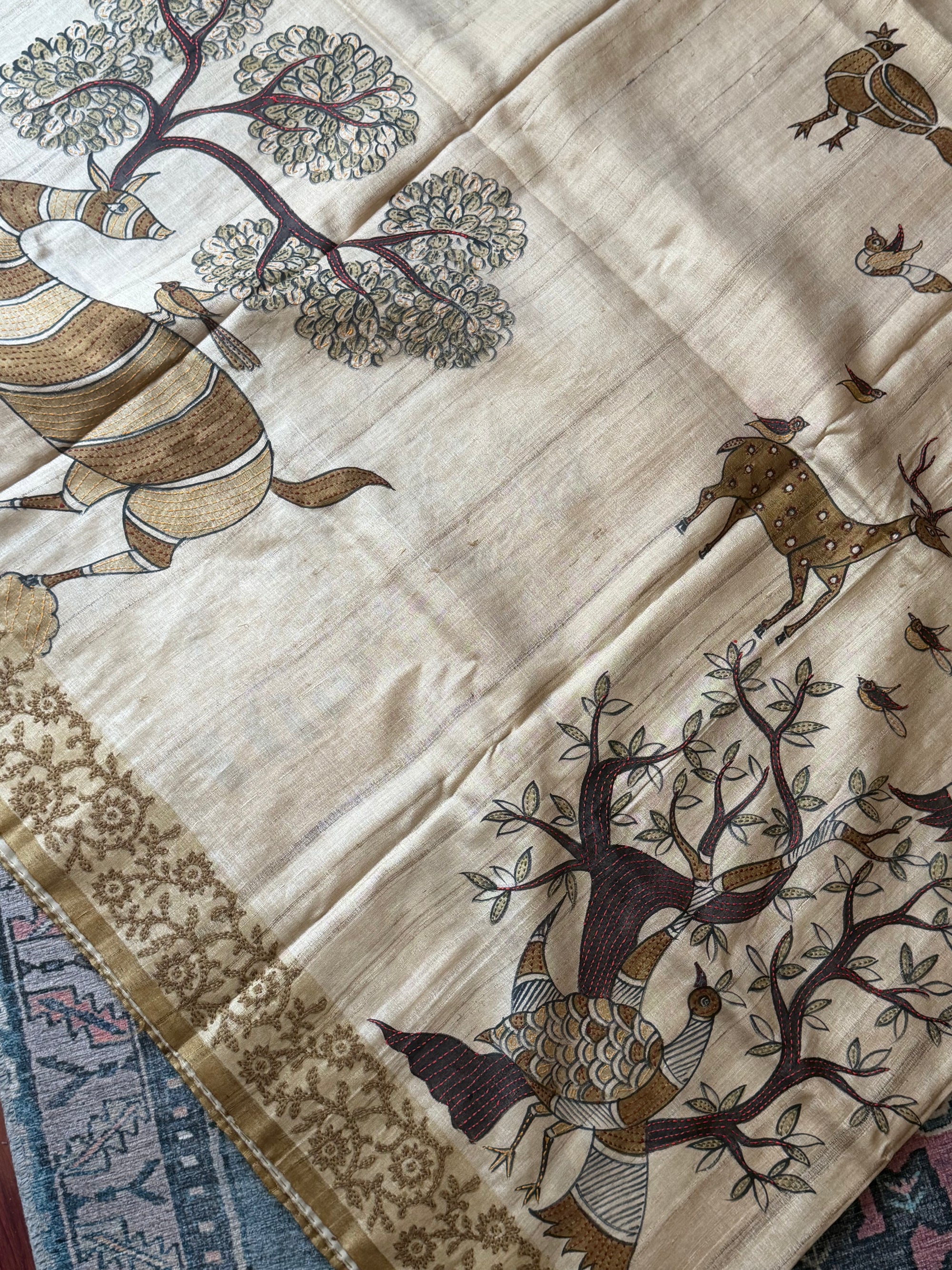 Kamaniya Kantha : Handcrafted Tussar