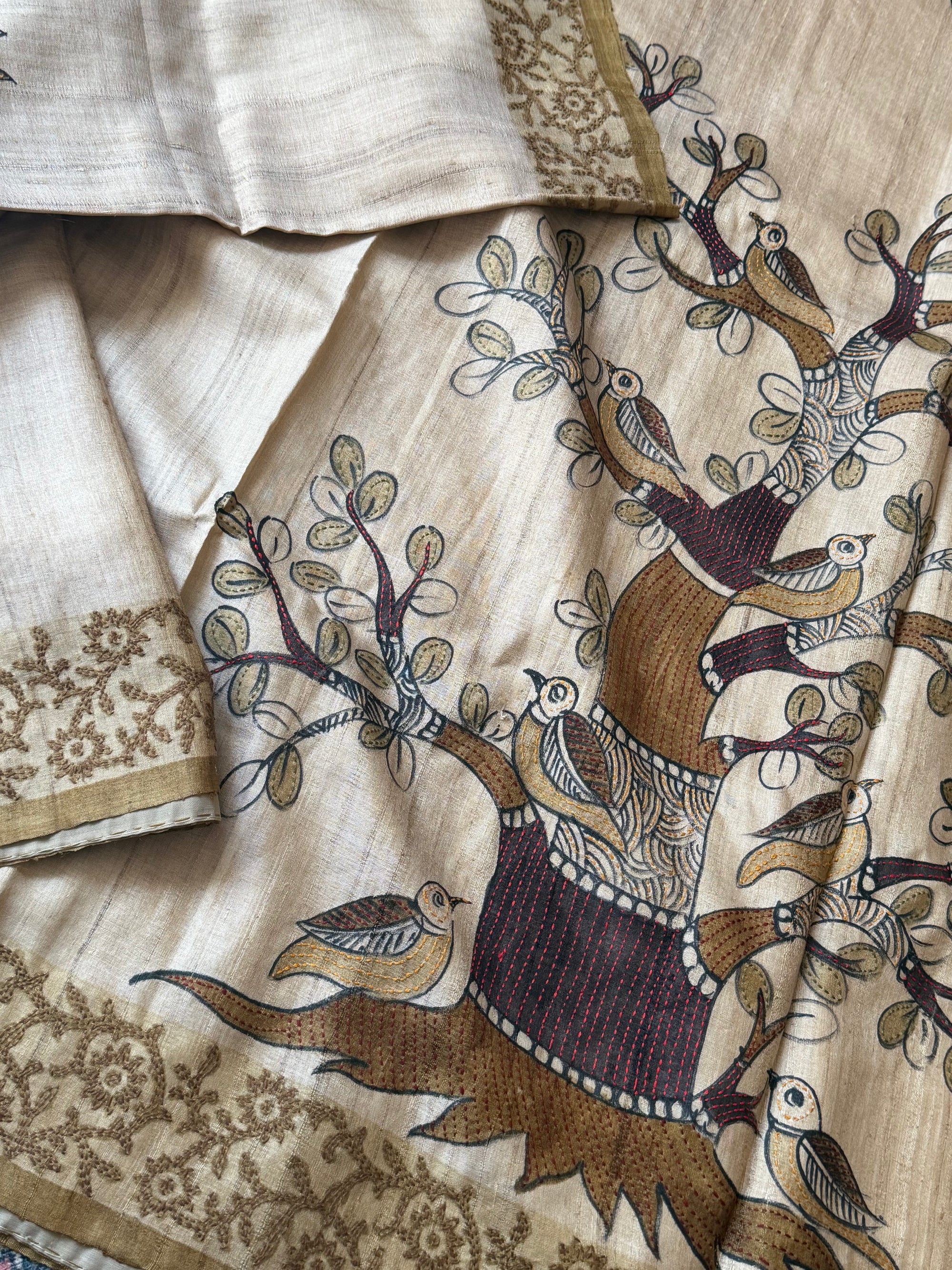Kamaniya Kantha : Handcrafted Tussar