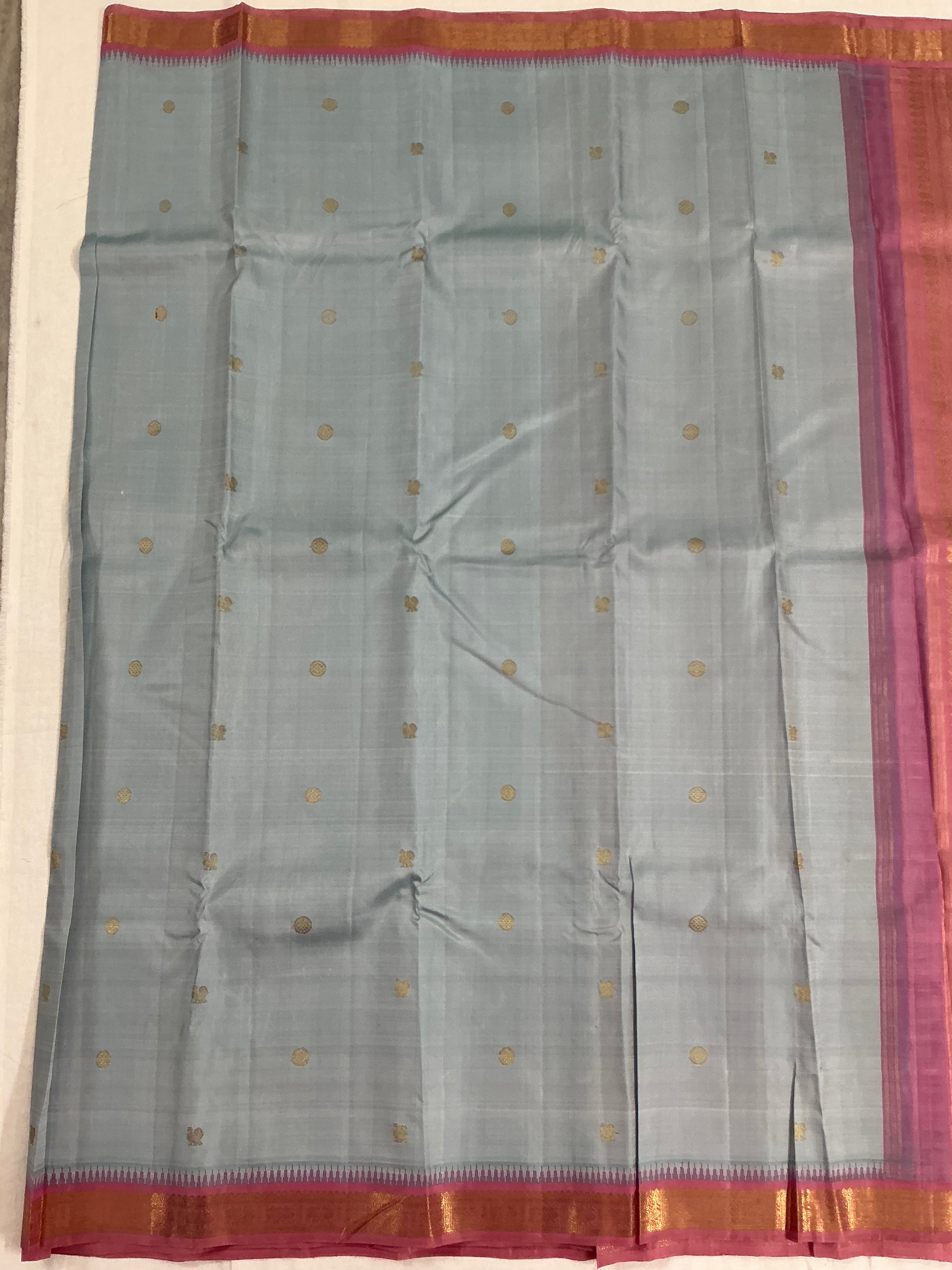 MAATHEY: Small border Korvai Kanjivaram