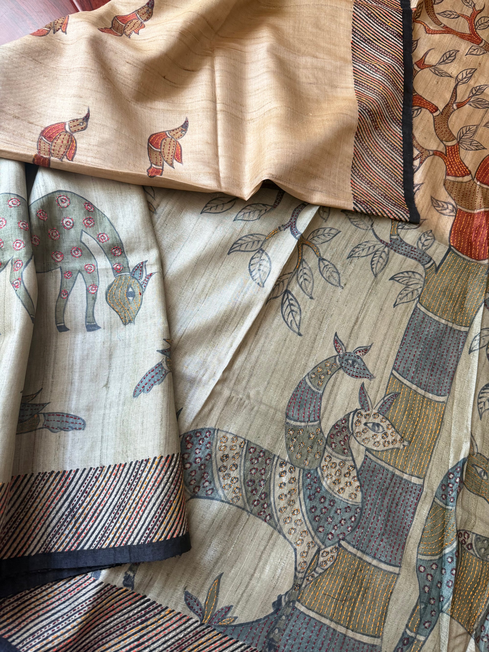 Kamaniya Kantha : Handcrafted Tussar