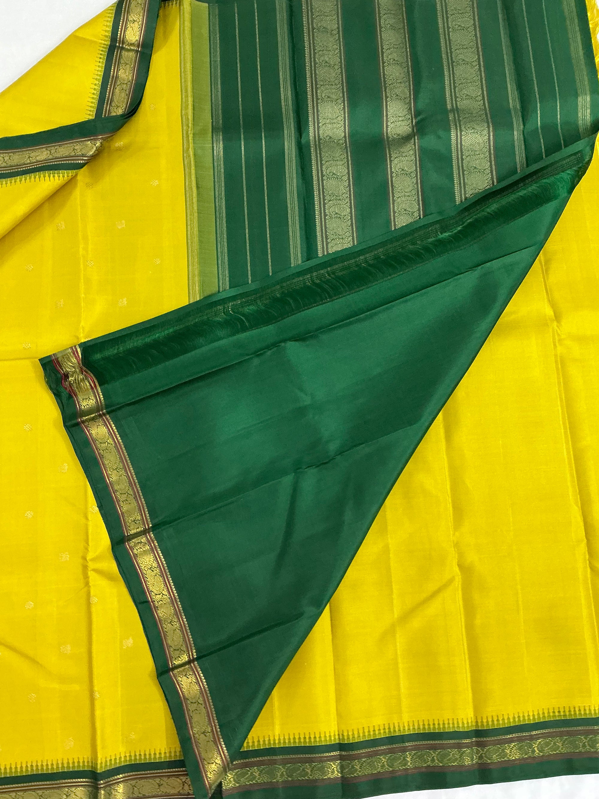 MAATHEY: Small border Korvai Kanjivaram