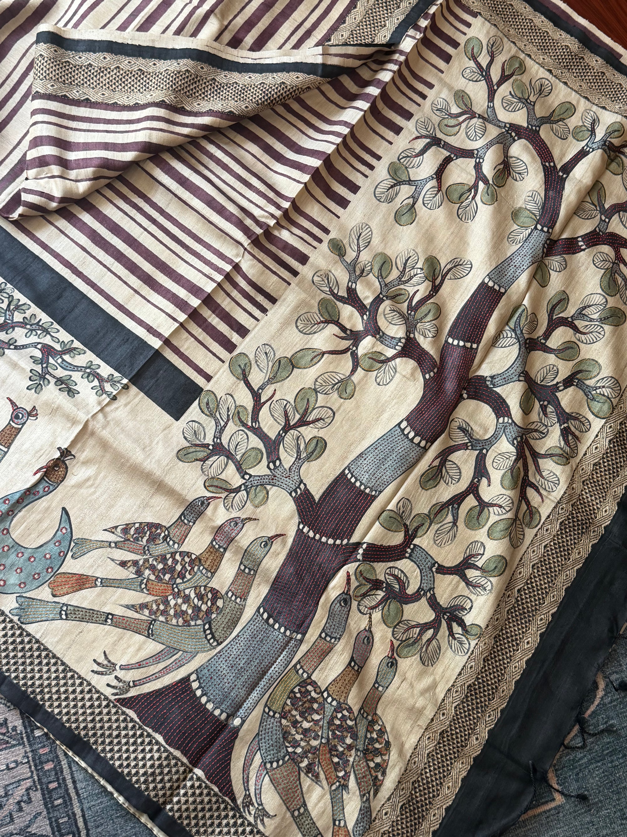 Kamaniya Kantha : Handcrafted Tussar