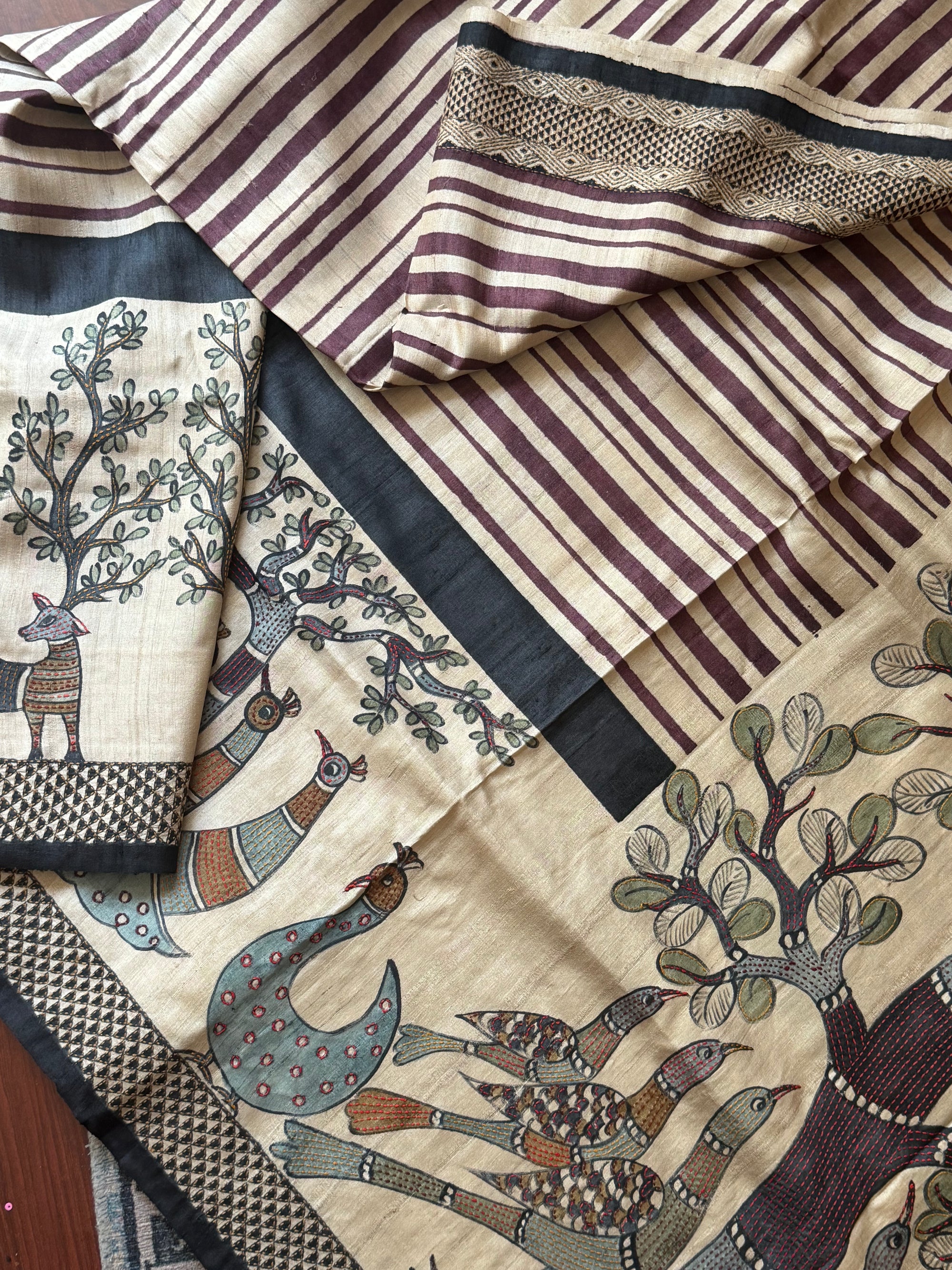 Kamaniya Kantha : Handcrafted Tussar