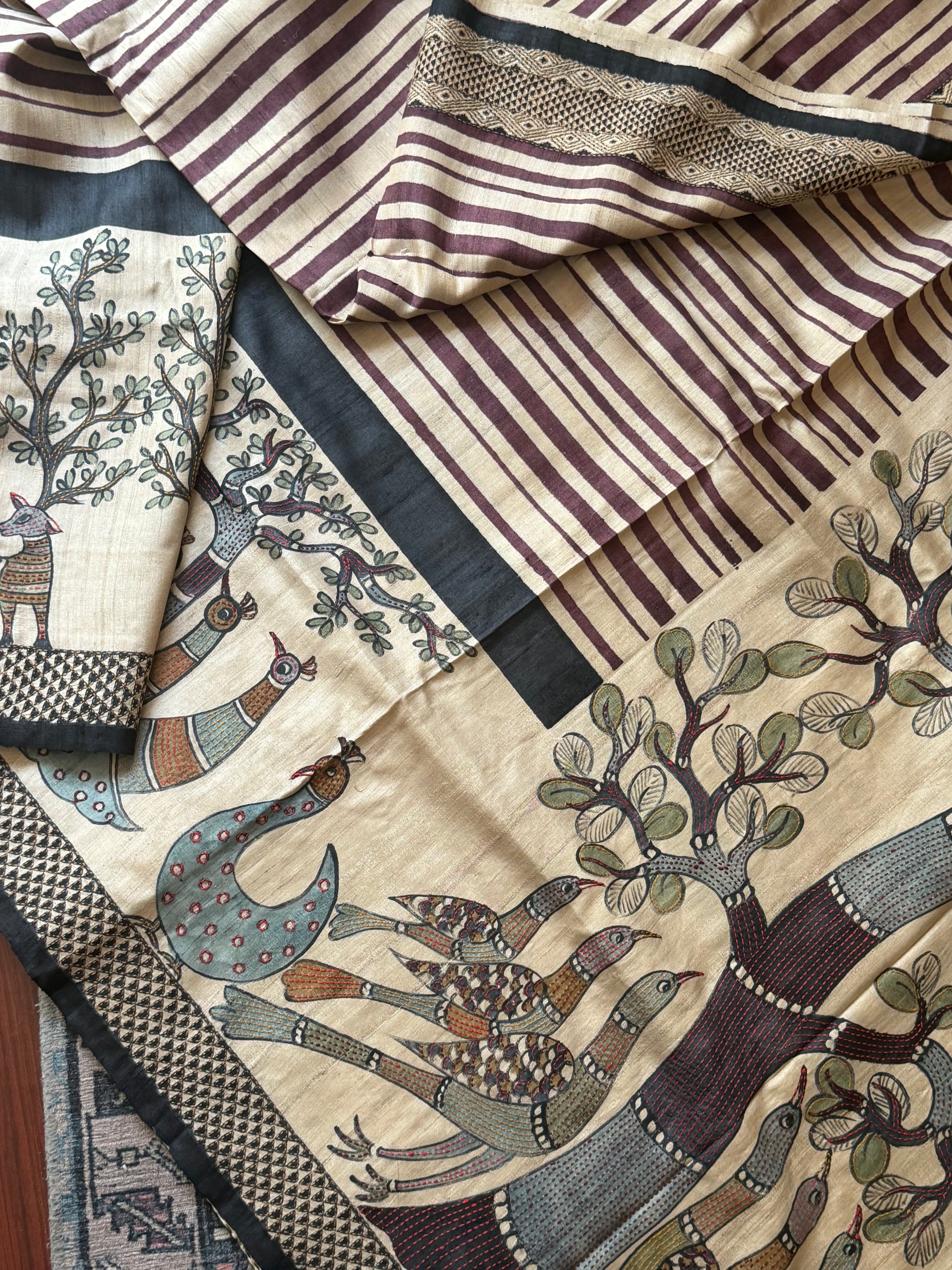 Kamaniya Kantha : Handcrafted Tussar