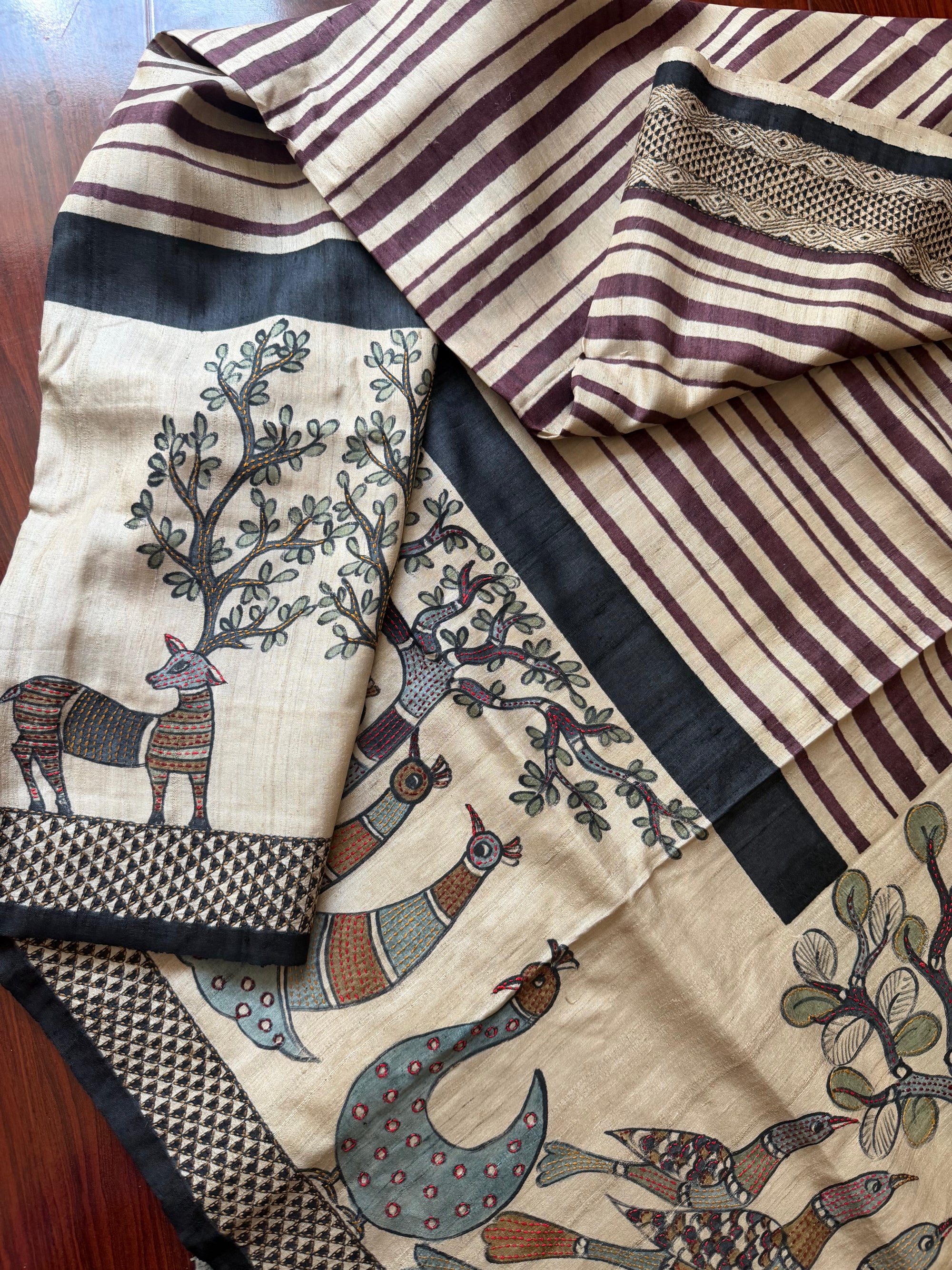 Kamaniya Kantha : Handcrafted Tussar