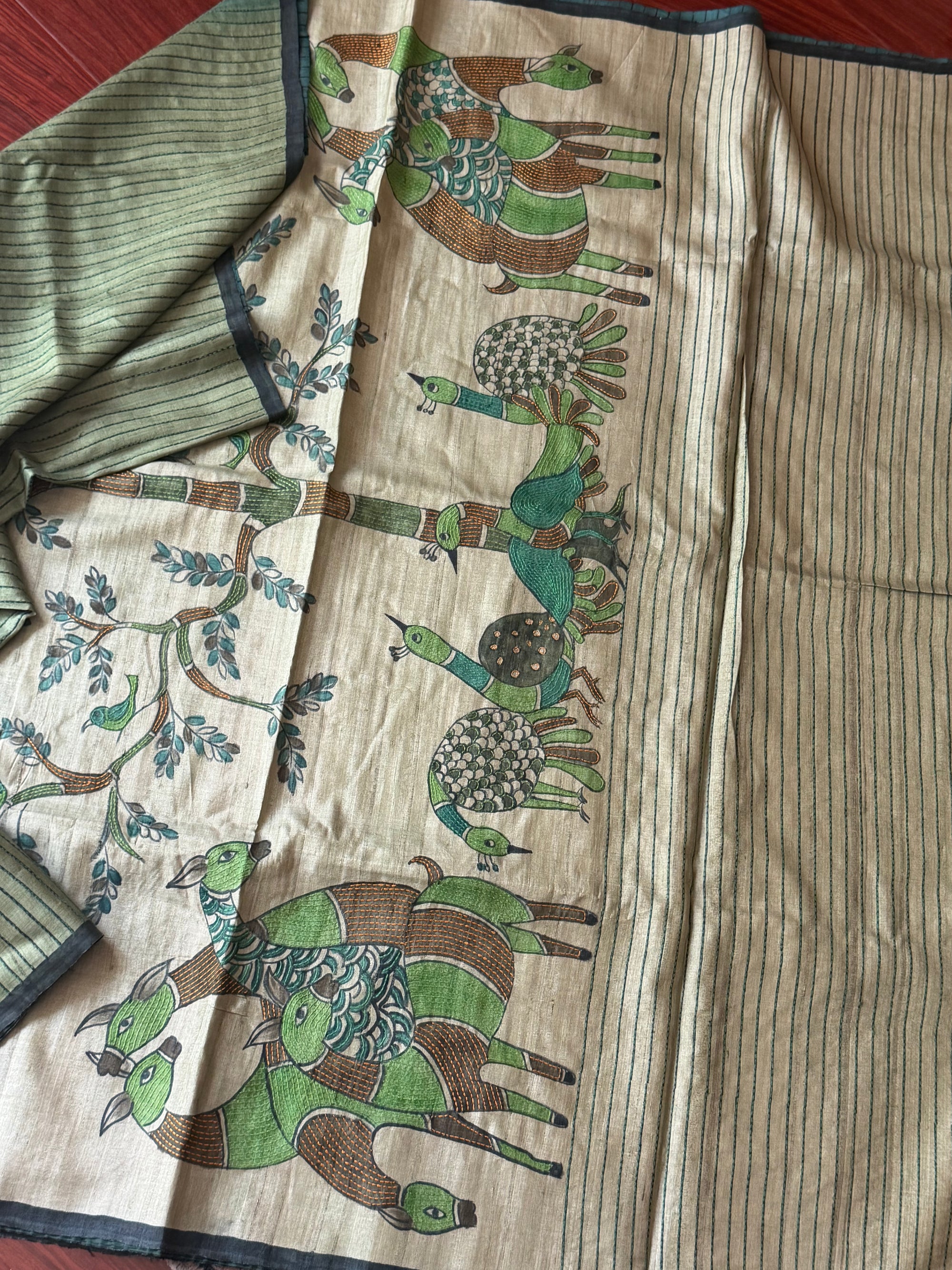 Kamaniya Kantha : Handcrafted Tussar
