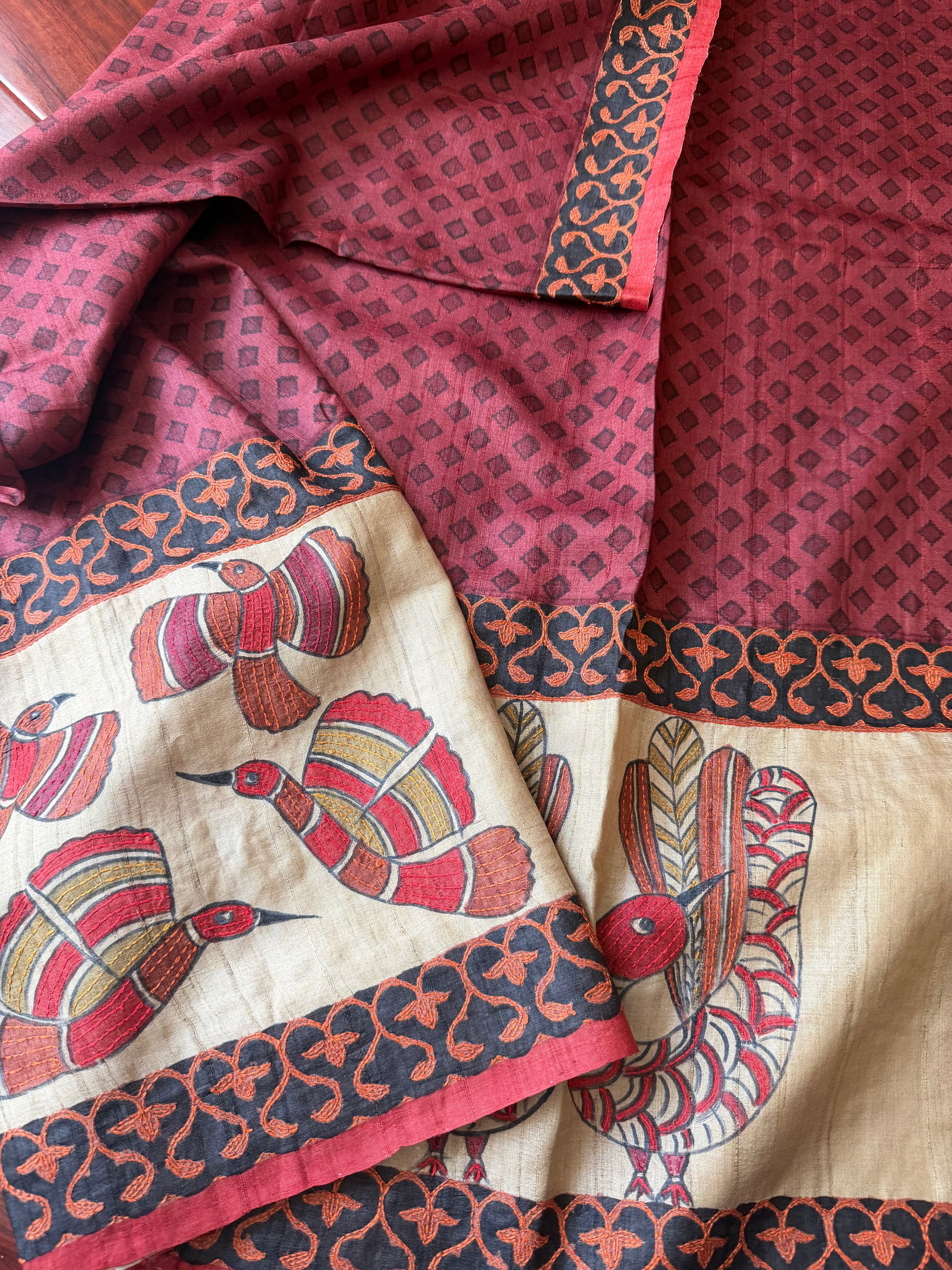 Kamaniya Kantha : Handcrafted Tussar