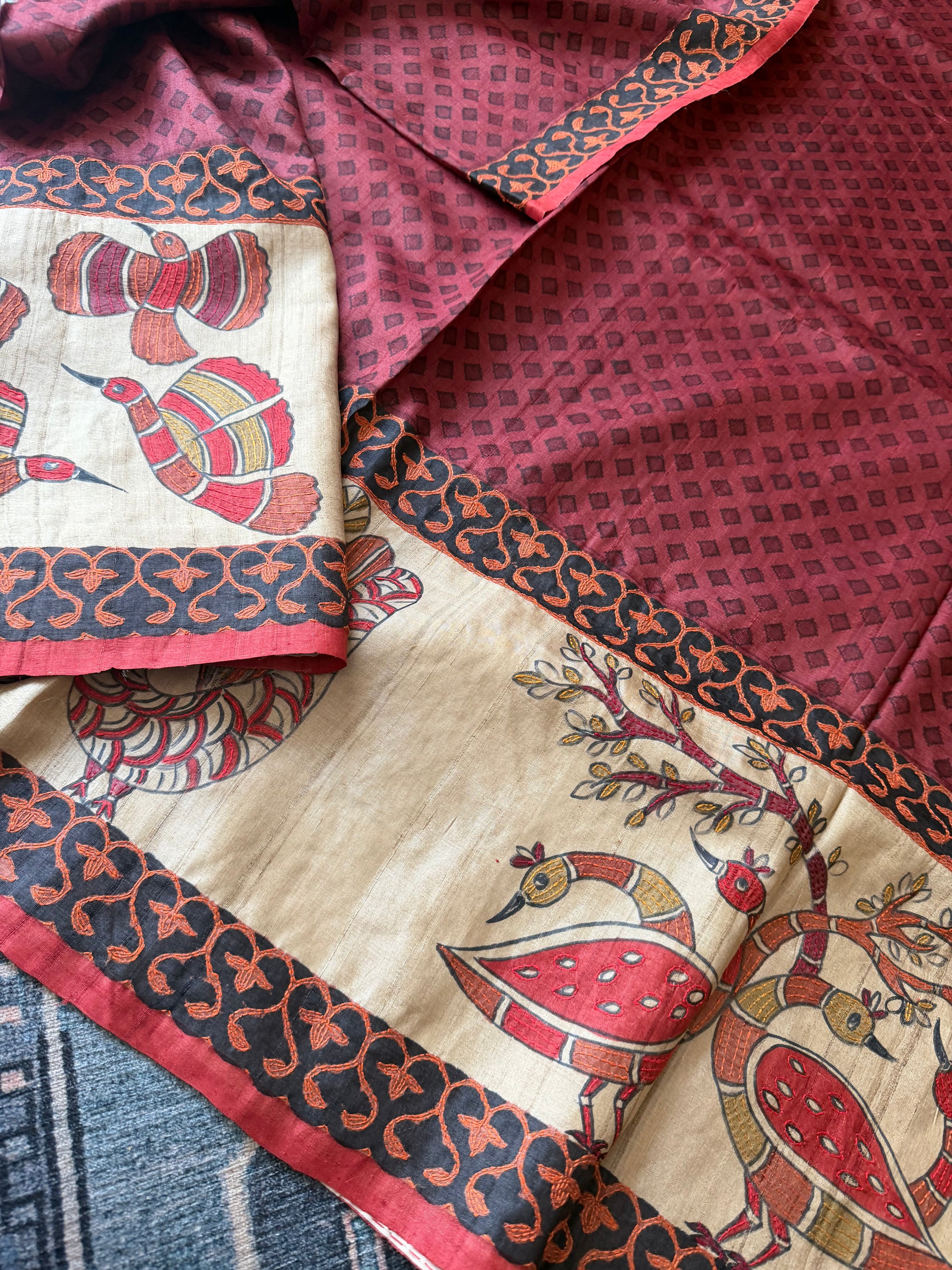 Kamaniya Kantha : Handcrafted Tussar