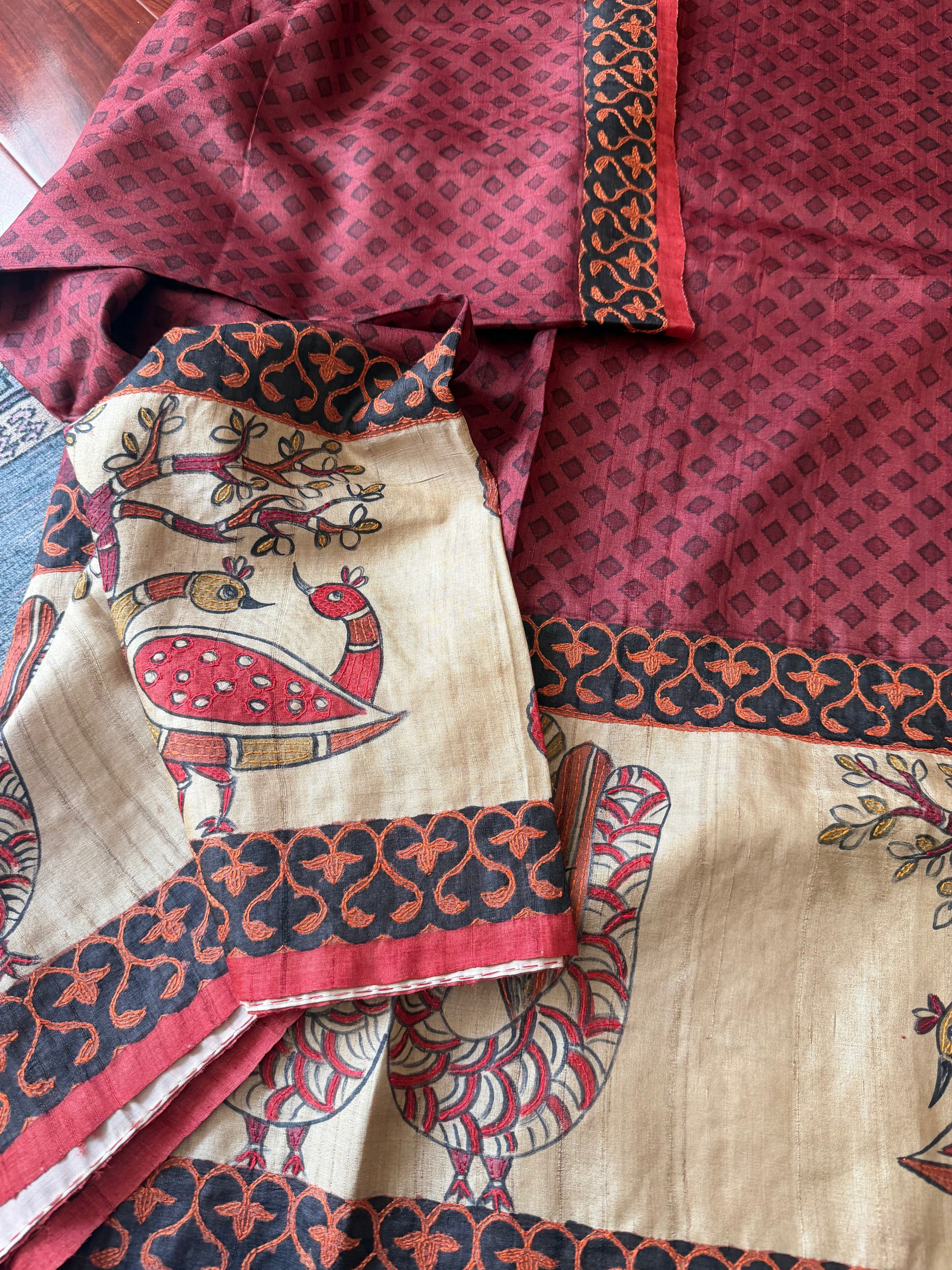 Kamaniya Kantha : Handcrafted Tussar