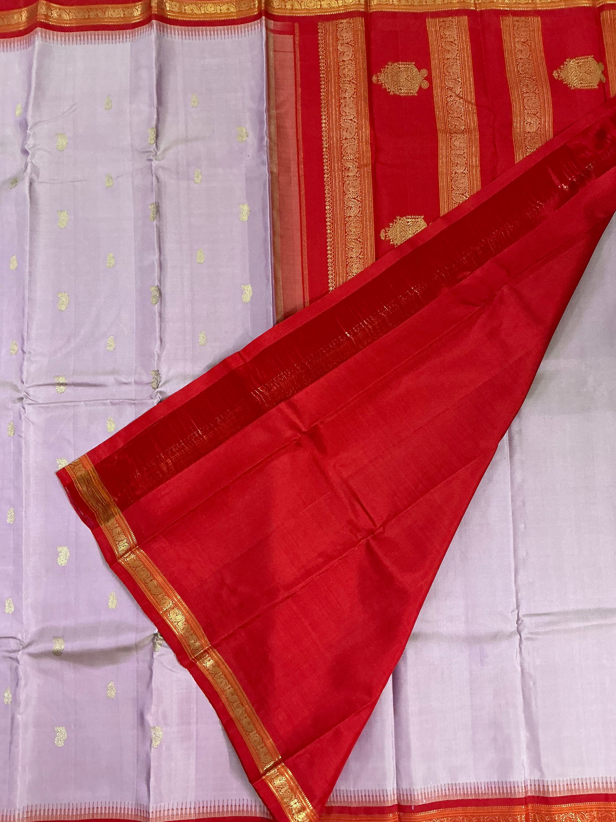 MAATHEY: Small border Korvai Kanjivaram