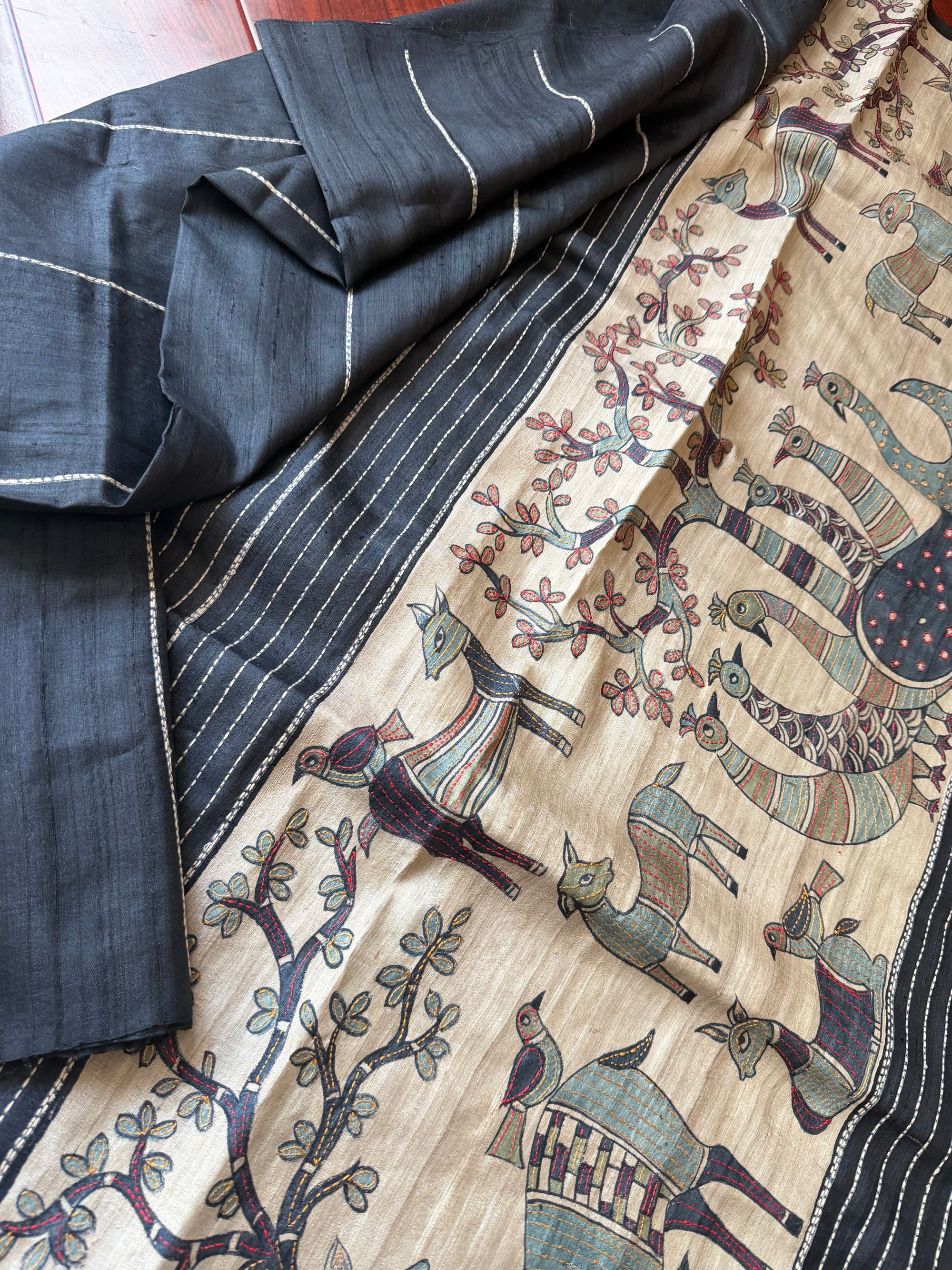 Kamaniya Kantha : Handcrafted Tussar