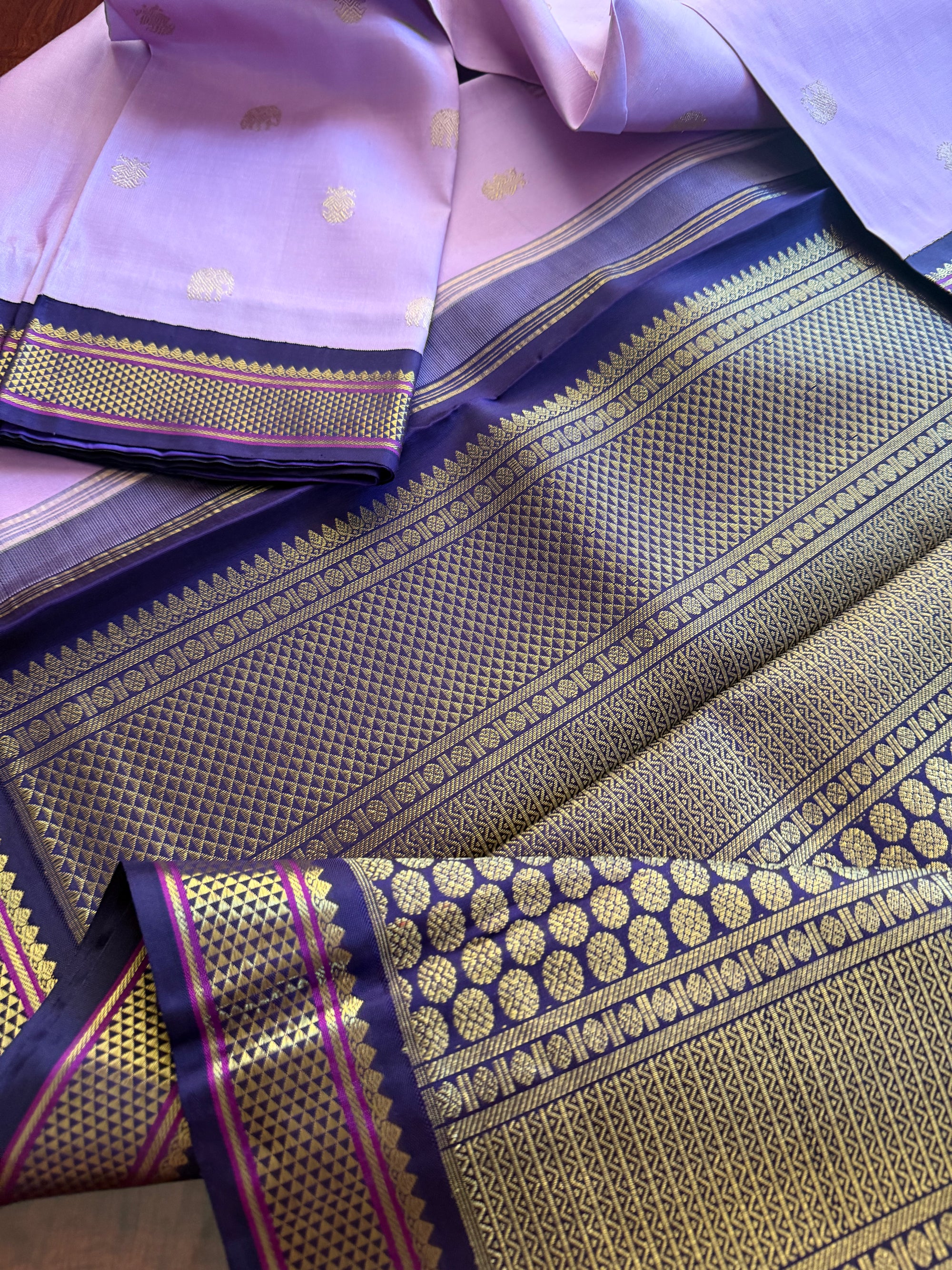 SAREES THAT I CAN'T PART WITH : Korvai Kanjivaram