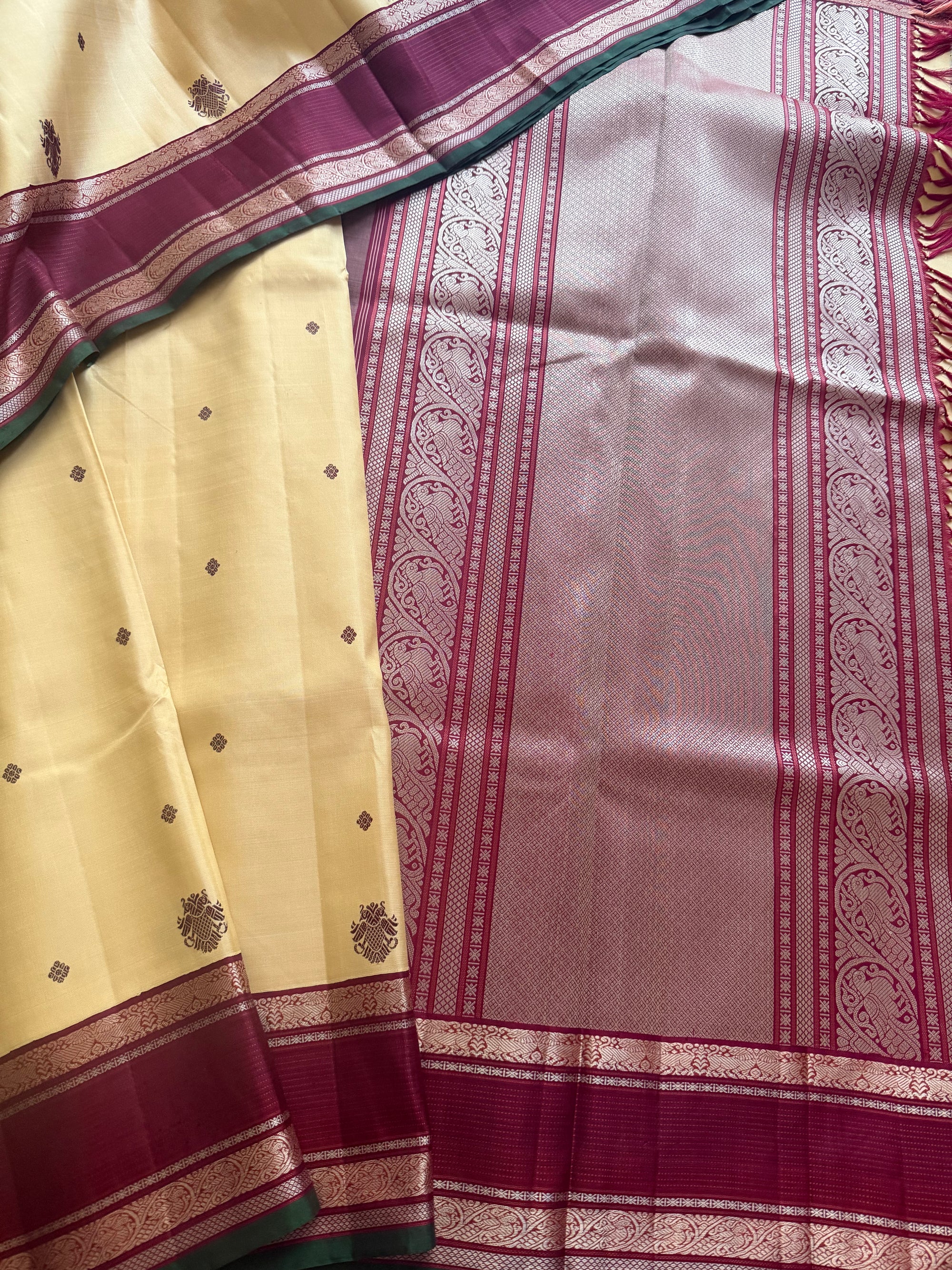 No Zari  Kanjivaram Silk : Vintage Inspired with Beetu Butta