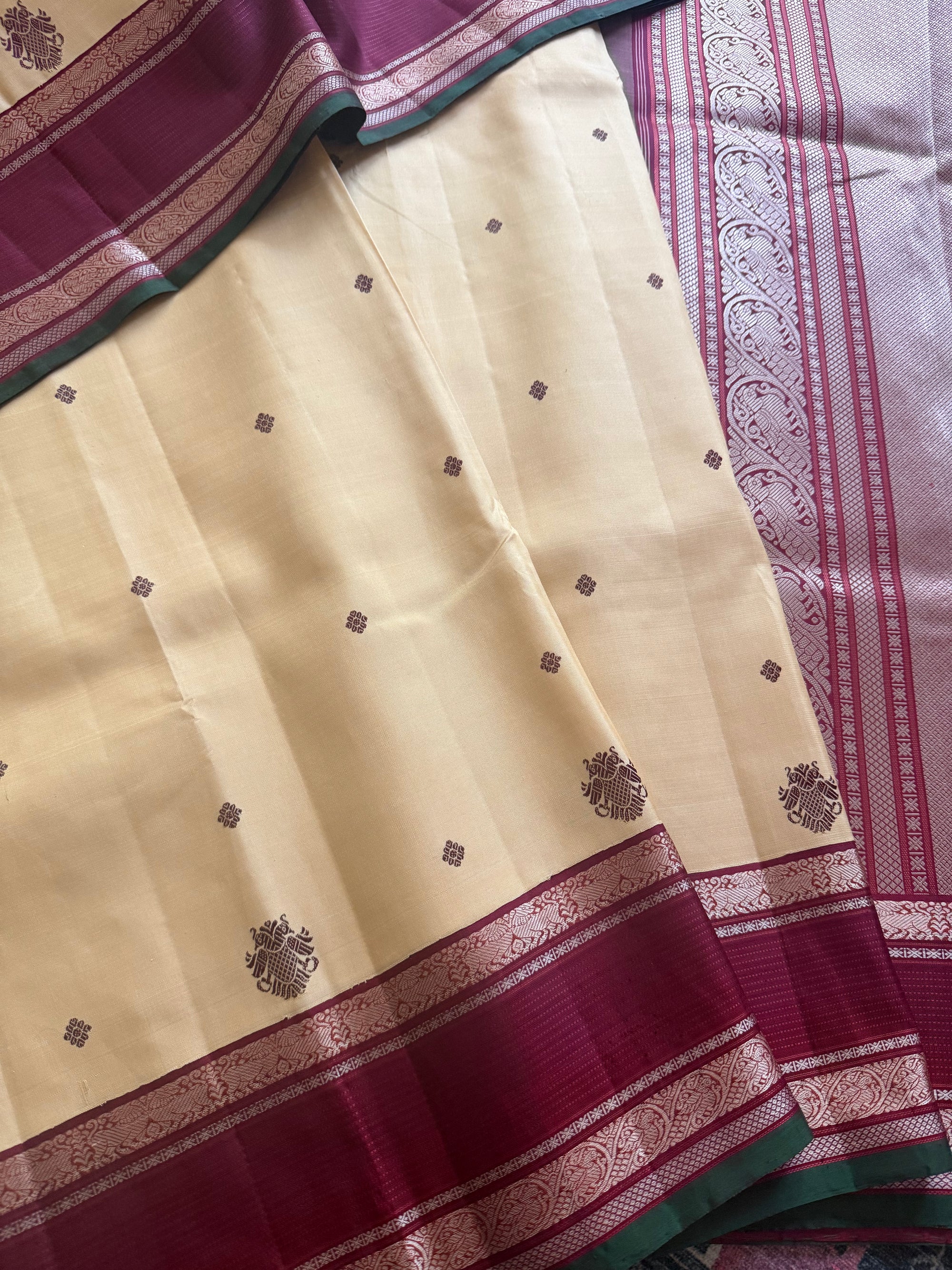 No Zari  Kanjivaram Silk : Vintage Inspired with Beetu Butta