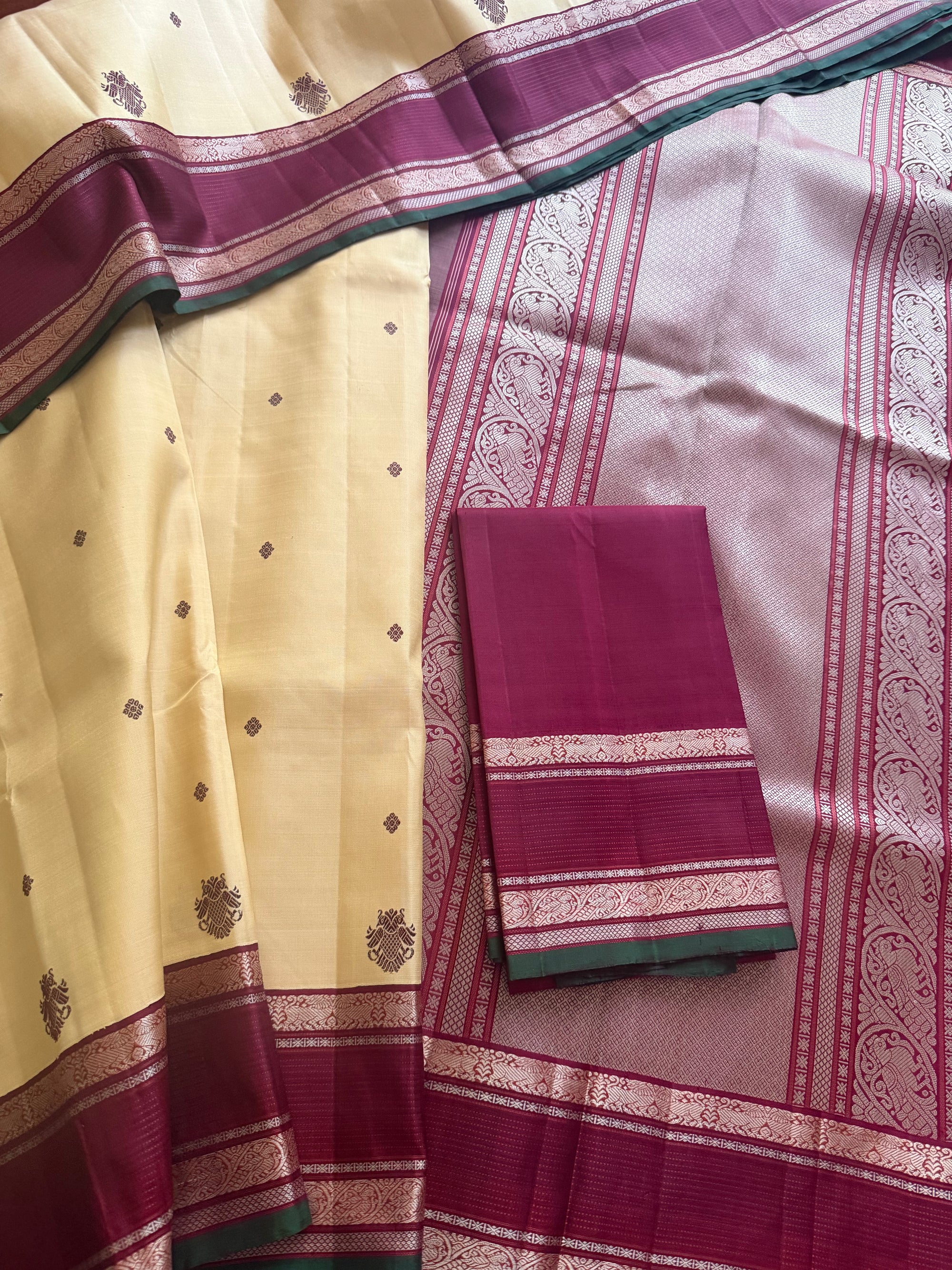 No Zari  Kanjivaram Silk : Vintage Inspired with Beetu Butta