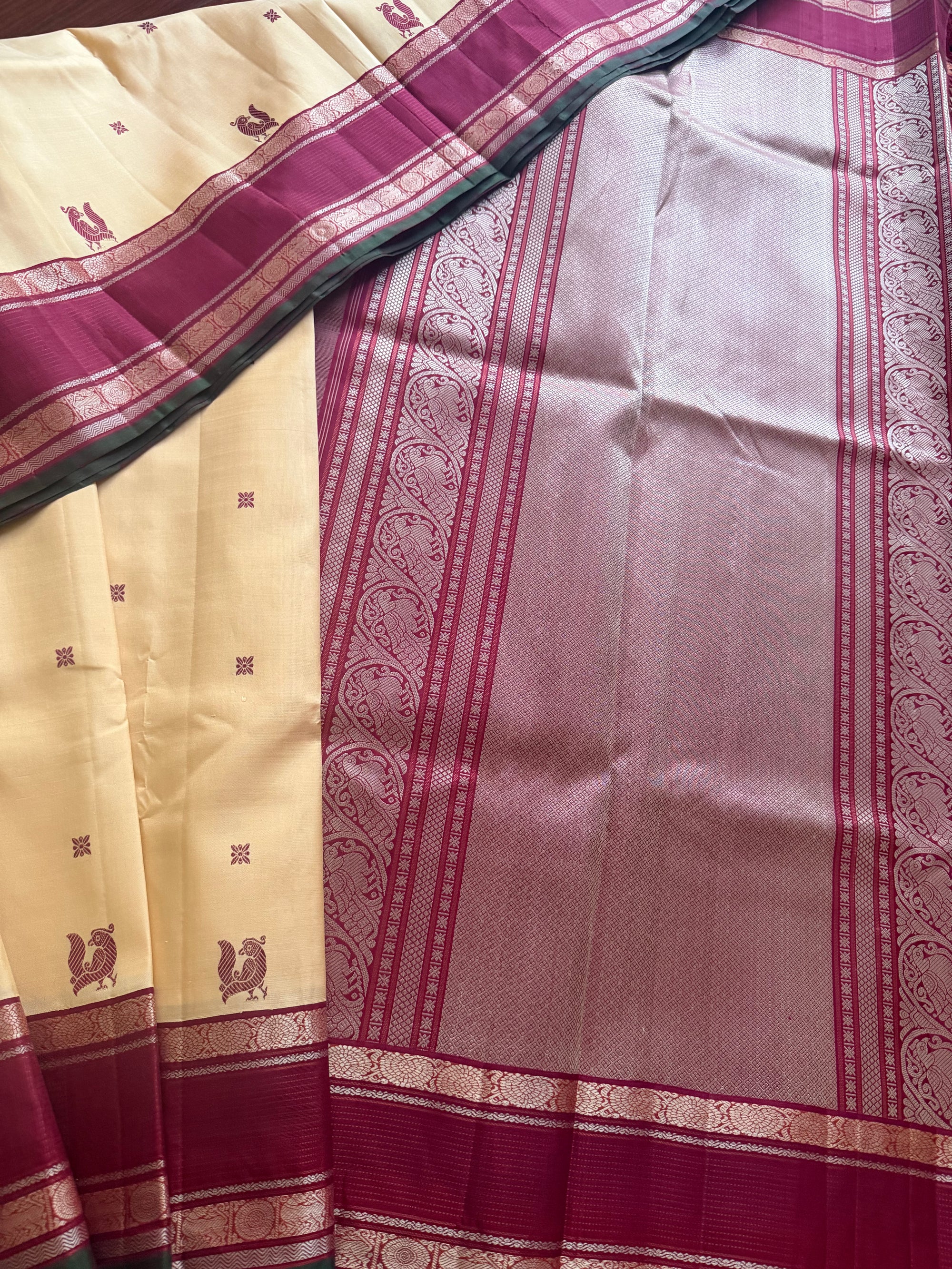 No Zari  Kanjivaram Silk : Vintage Inspired with Beetu Butta