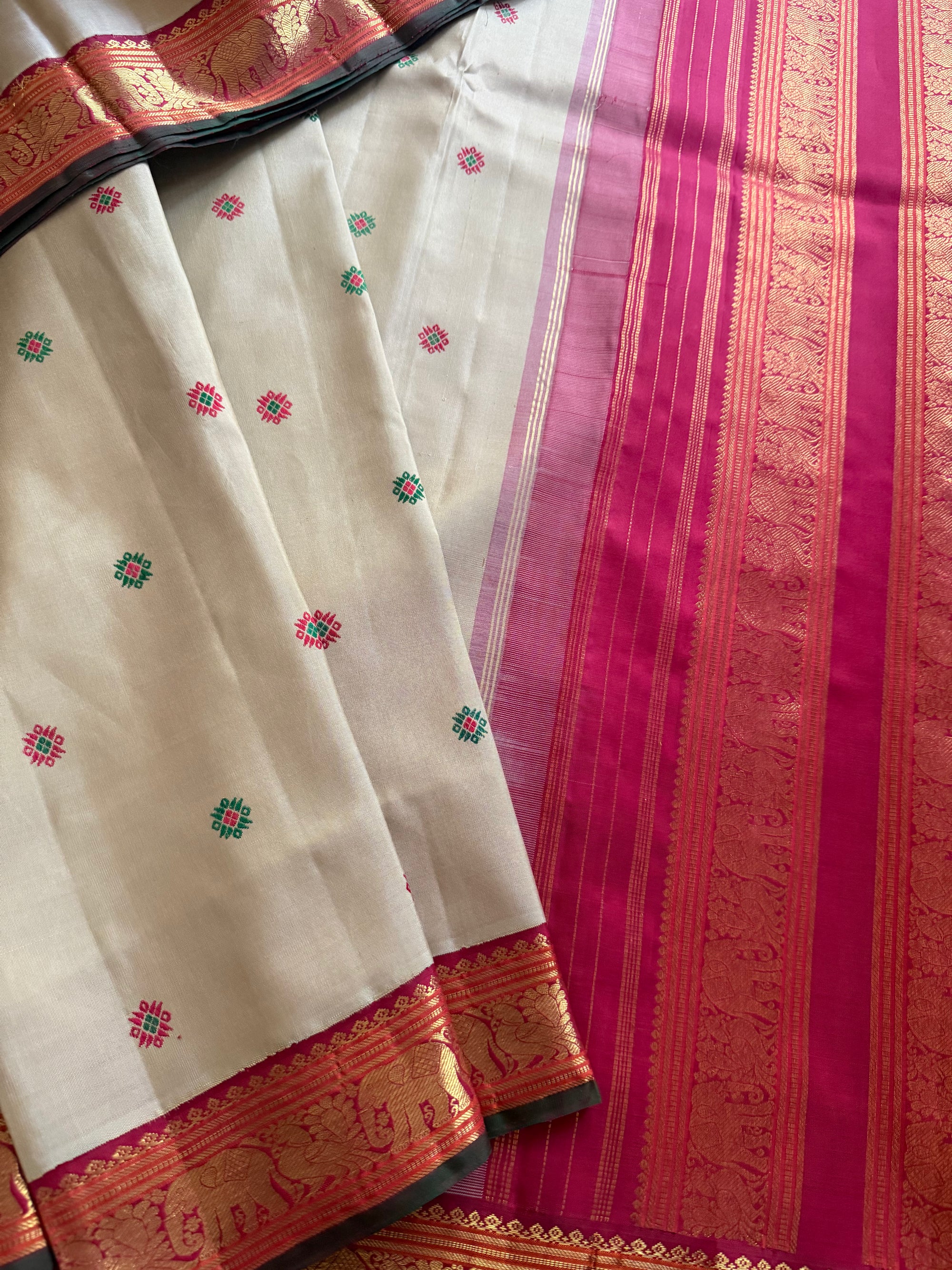 MAATHEY: Vintage Kanjivaram Silk (Biscuit &amp; Ruby Red(