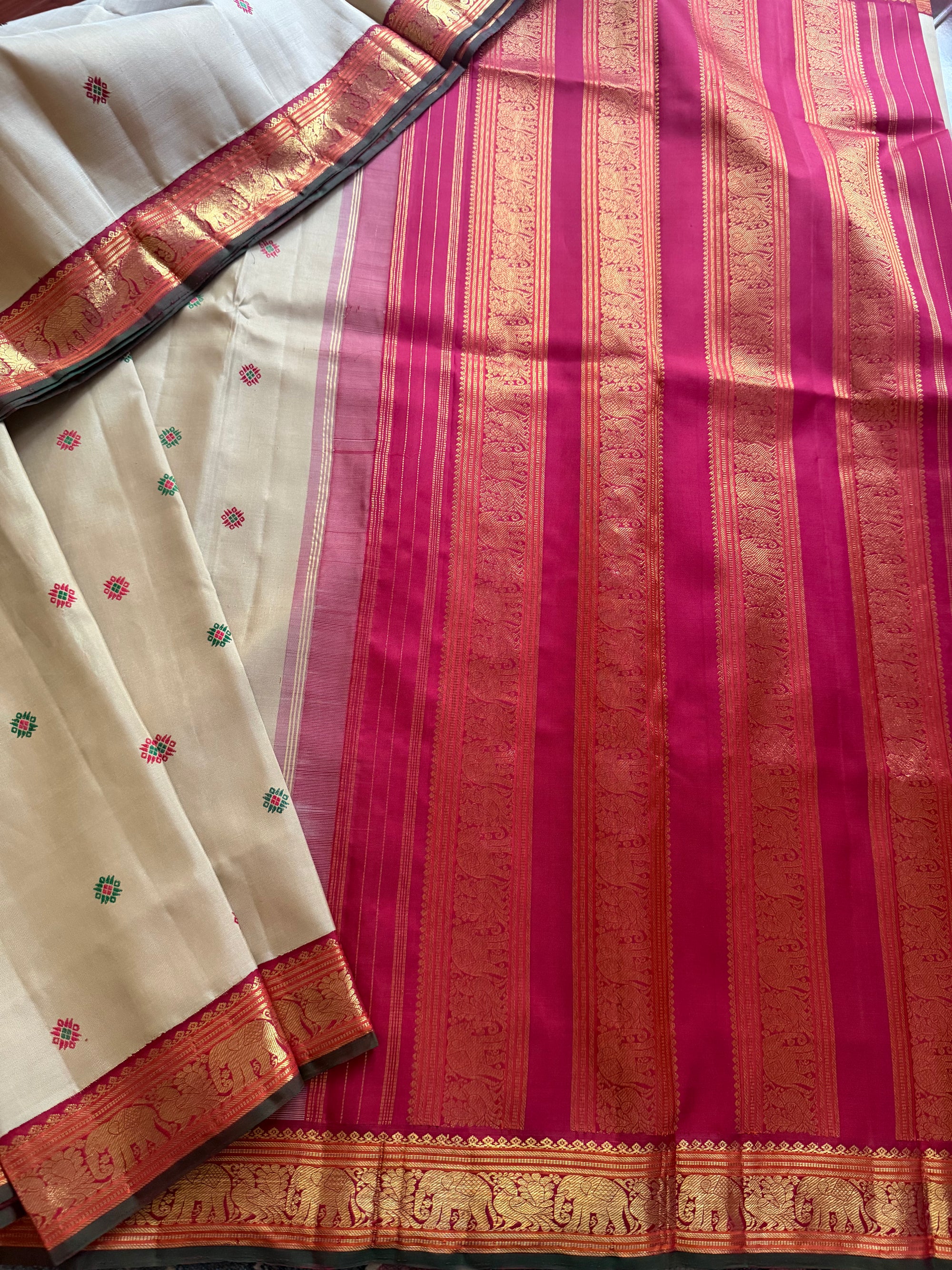 MAATHEY: Vintage Kanjivaram Silk (Biscuit &amp; Ruby Red(