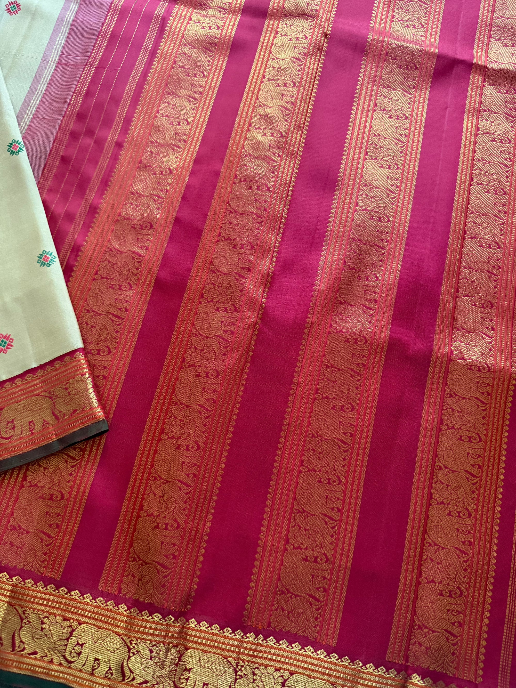 MAATHEY: Vintage Kanjivaram Silk (Biscuit &amp; Ruby Red(