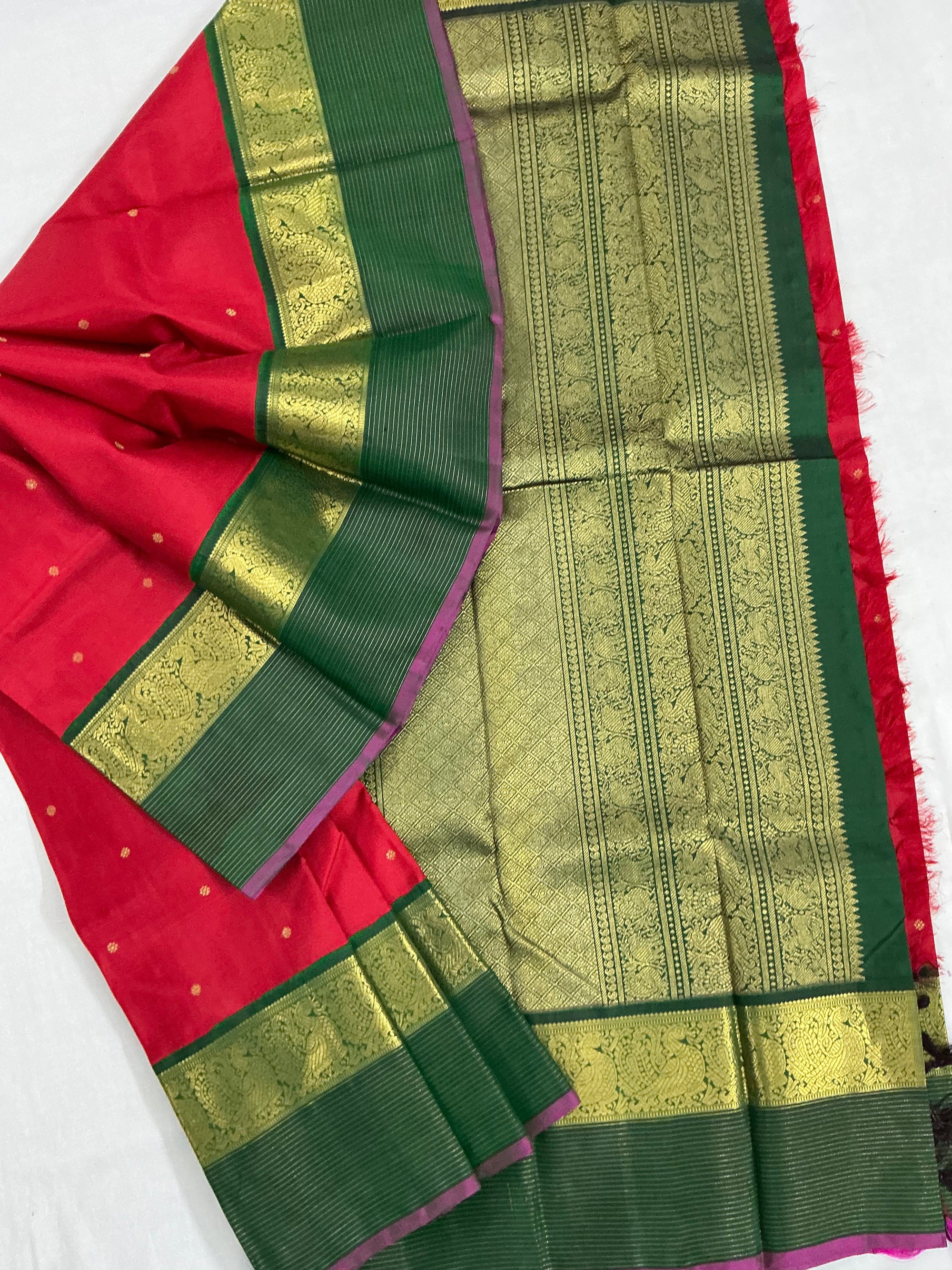 MYTHILI:  Vintage Inspired Kanjivarams (Crimson Red &amp; Green)