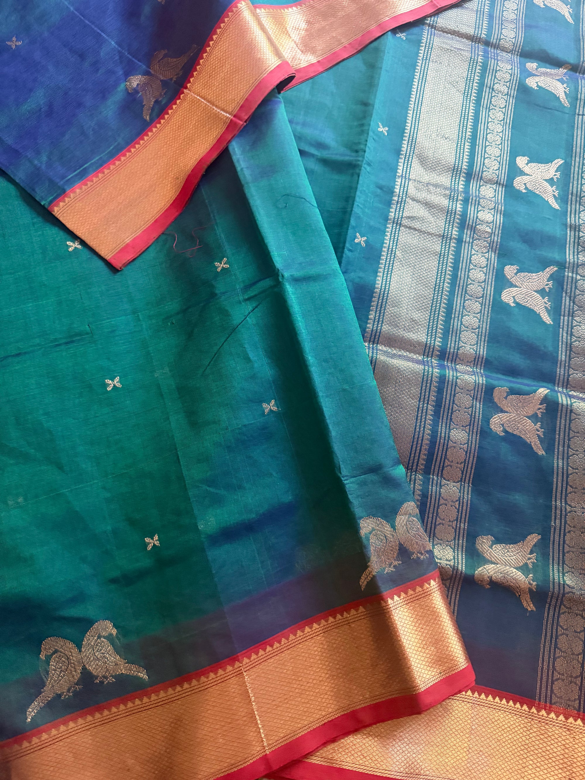 Silk Cotton :  Jodi Kili (Peacock green)