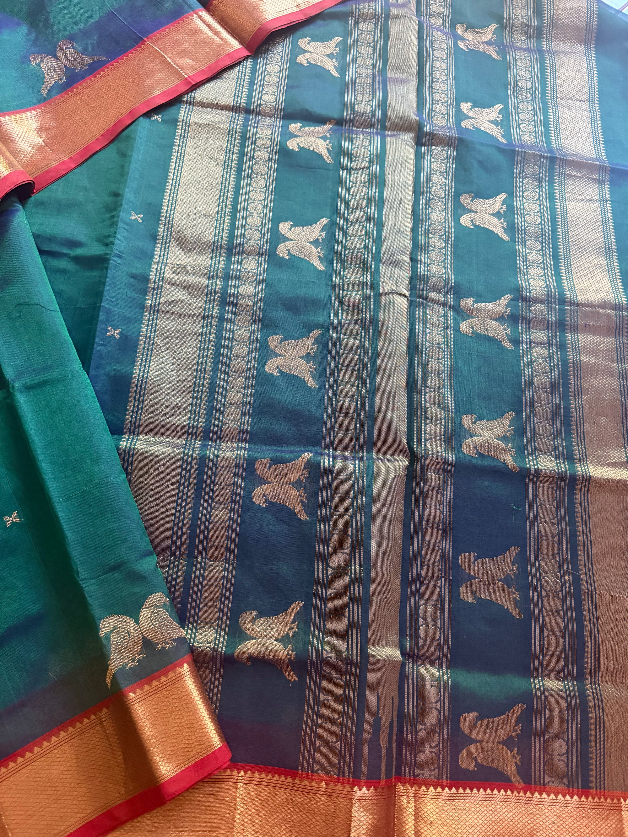Silk Cotton :  Jodi Kili (Peacock green)