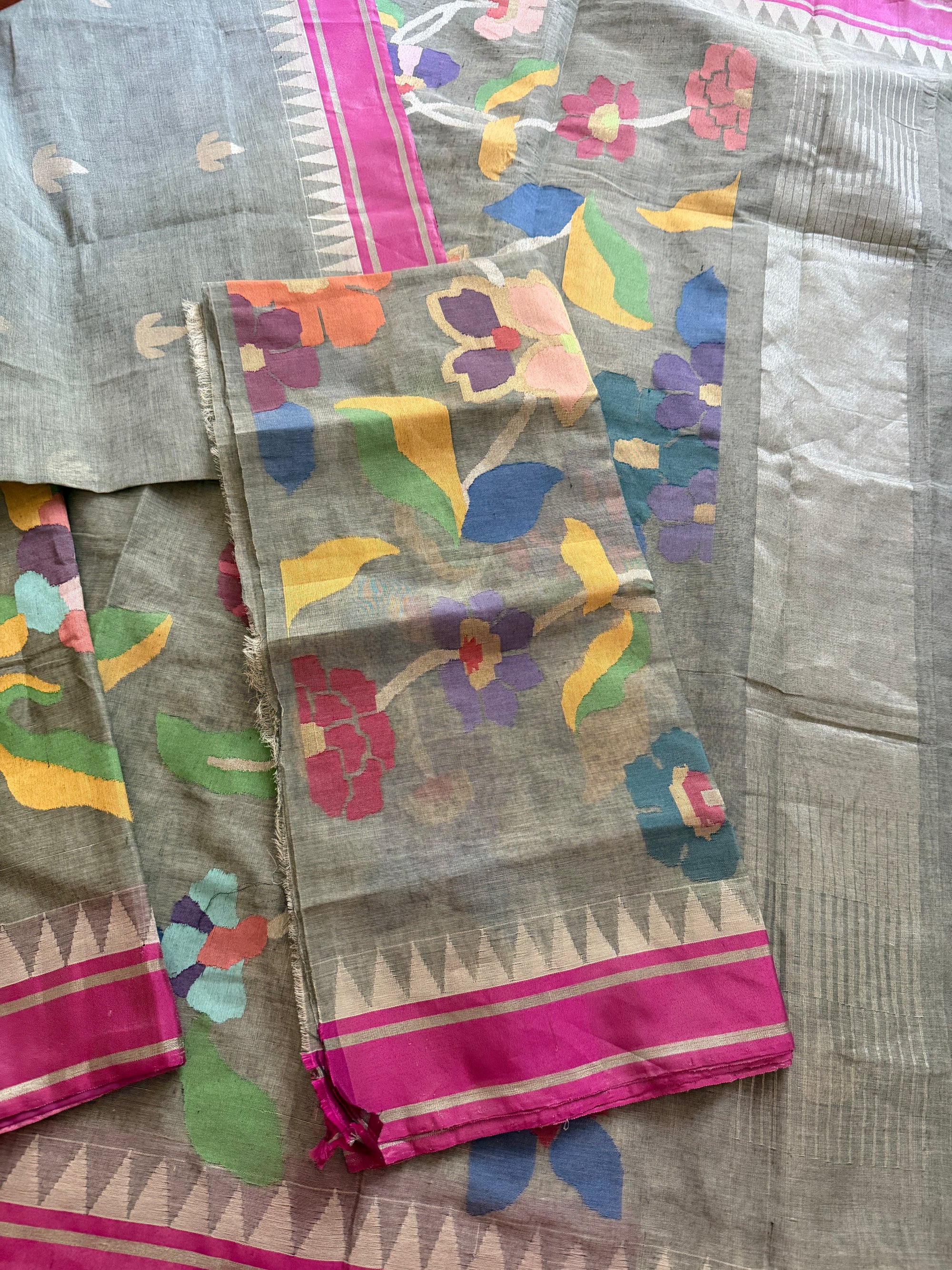 Handspun Ponduru Khadi Cotton Jamdani : Grey and Pink (full jaal pallu and blouse)