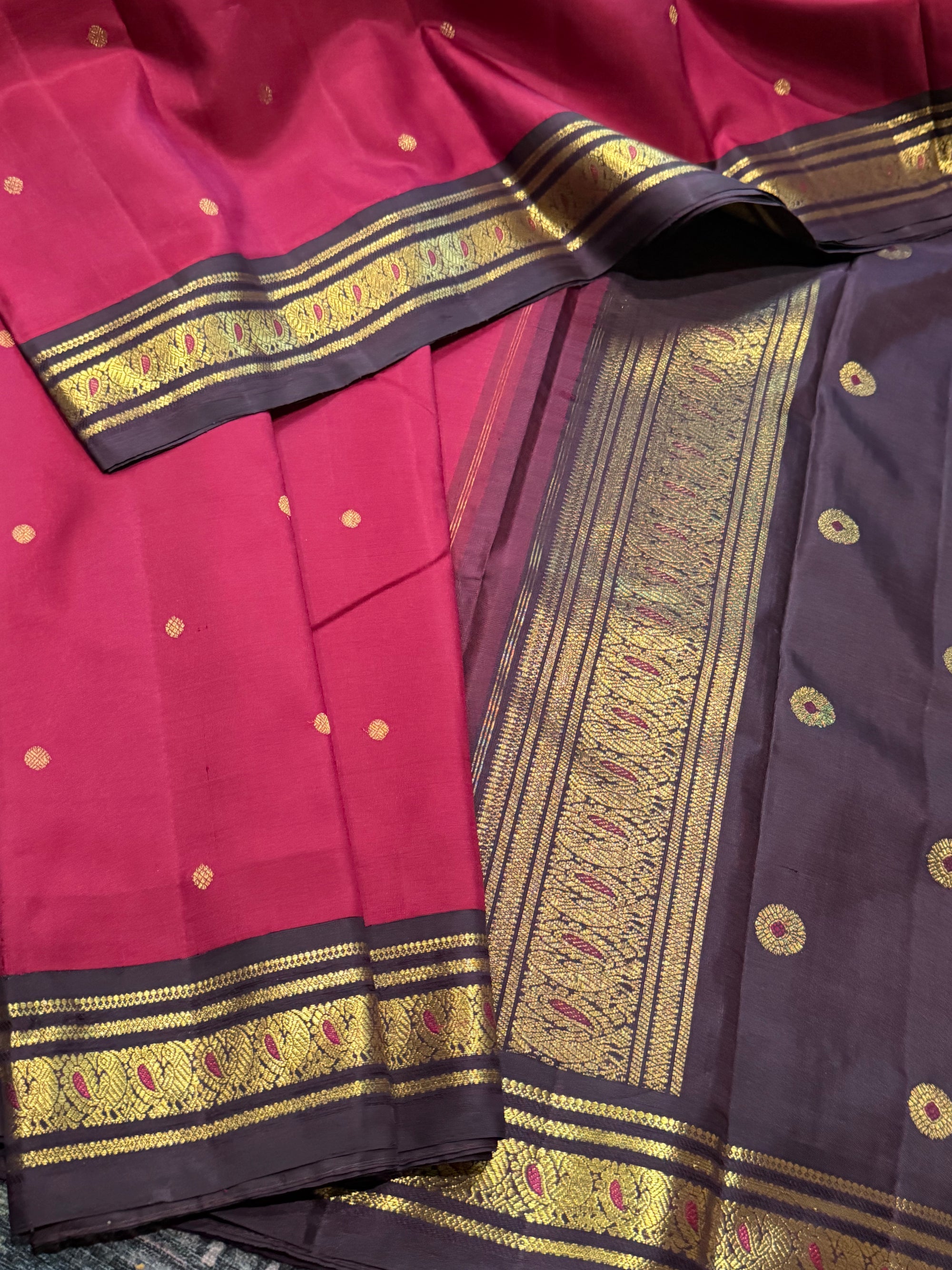 MAATHEY: Vintage Kanjivaram Silk (Terracotta Red &amp; Brown)