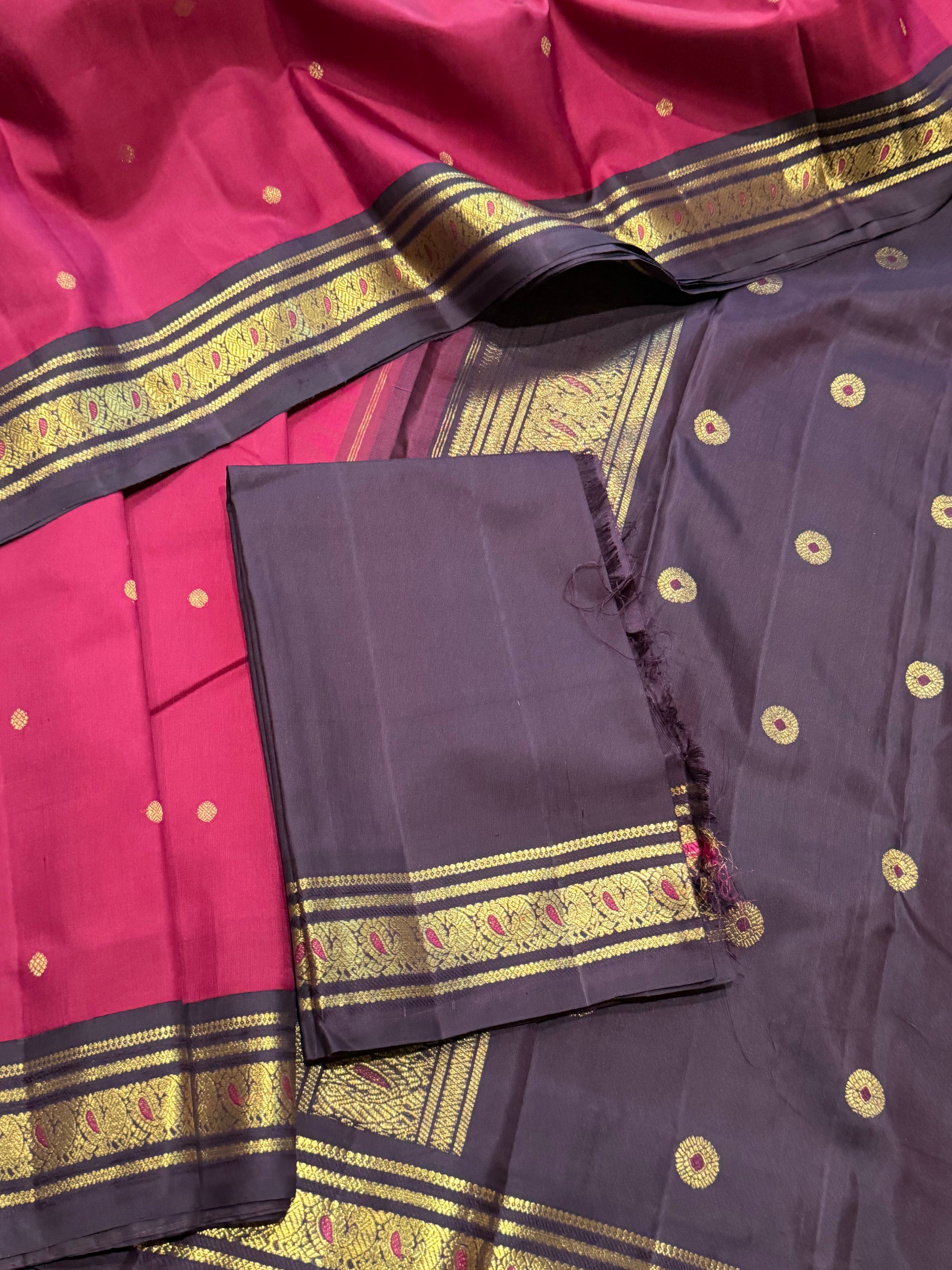 MAATHEY: Vintage Kanjivaram Silk (Terracotta Red &amp; Brown)