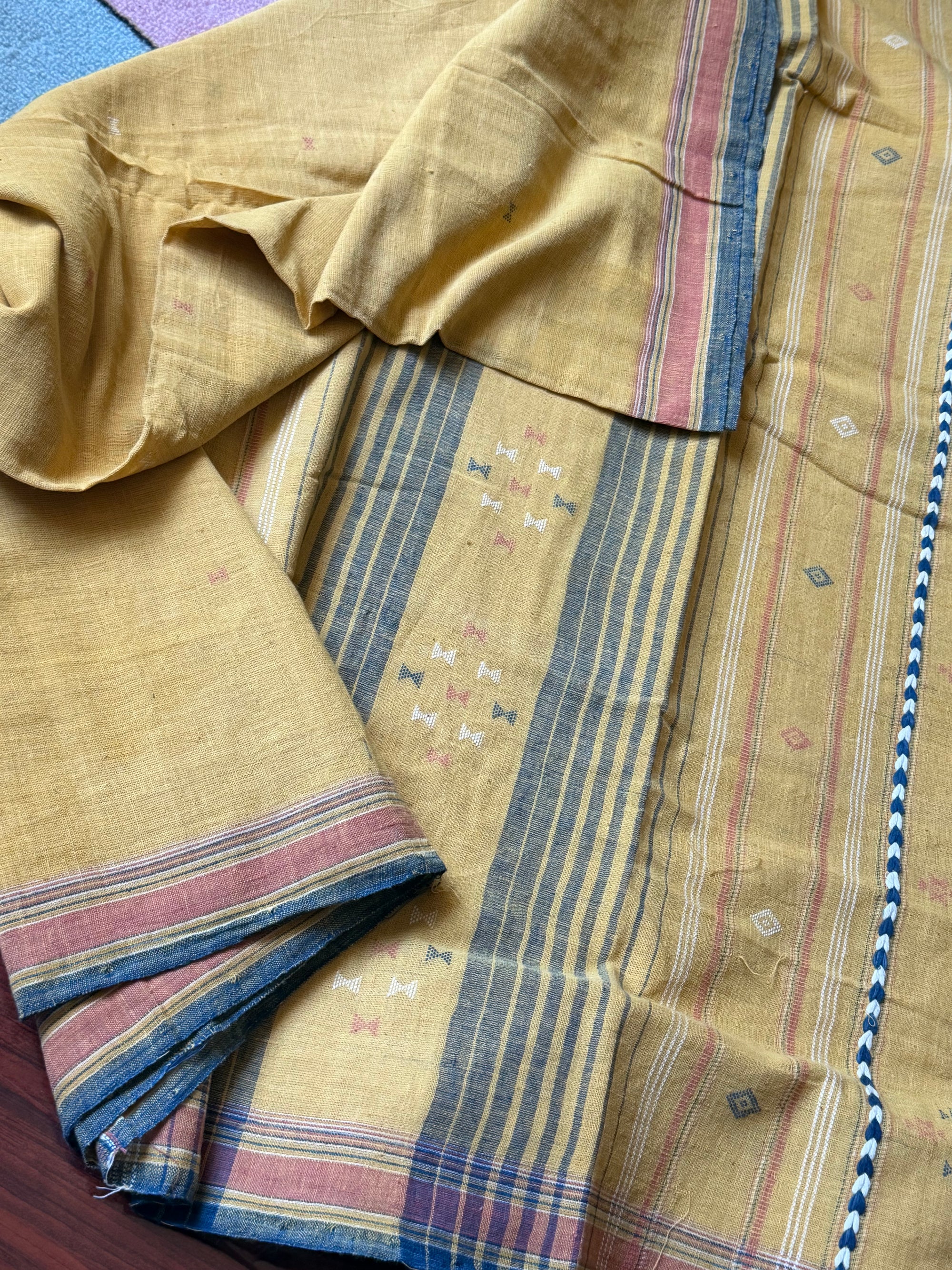 Handwoven Natural Dye Bhujodi