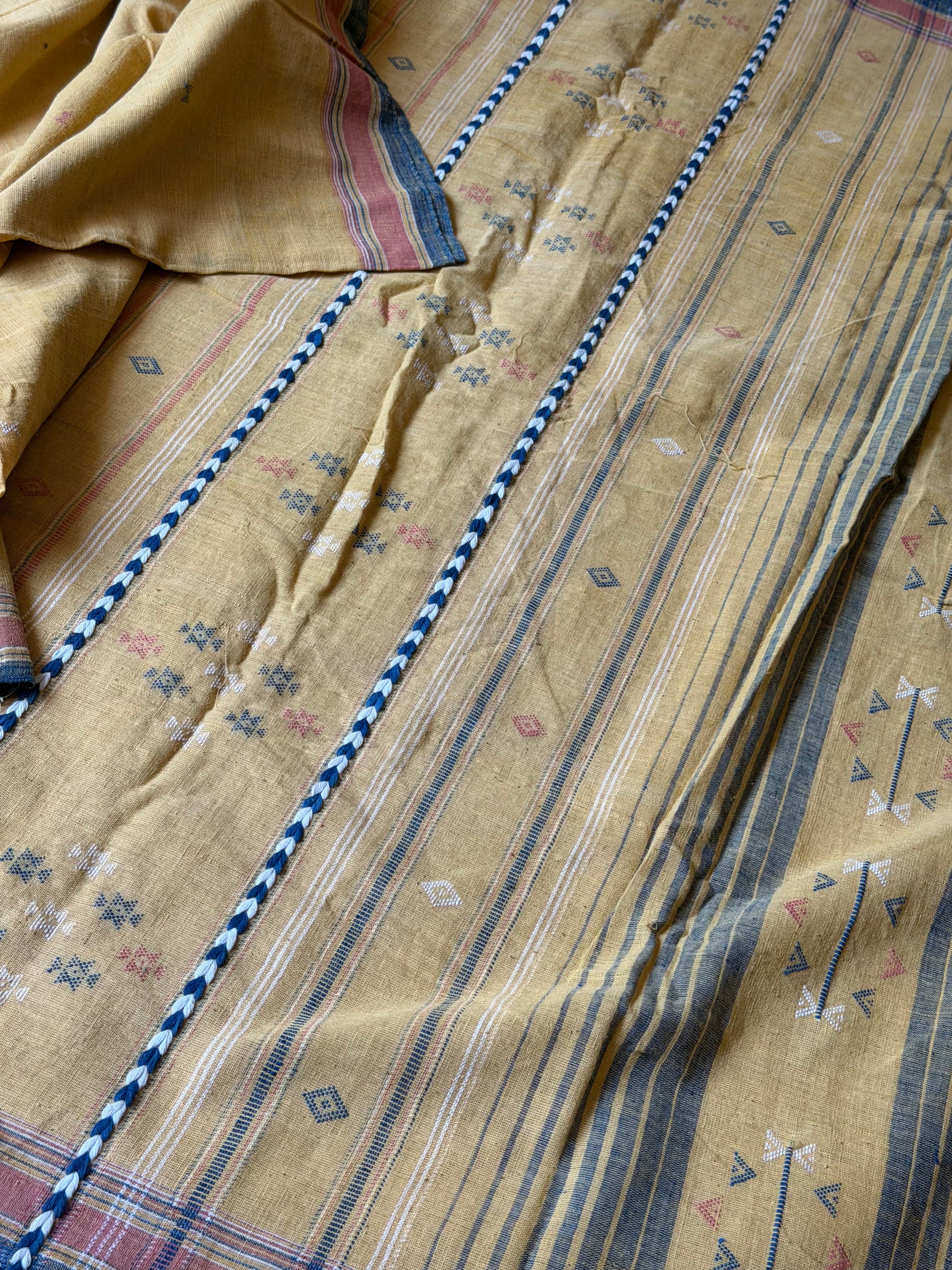 Handwoven Natural Dye Bhujodi