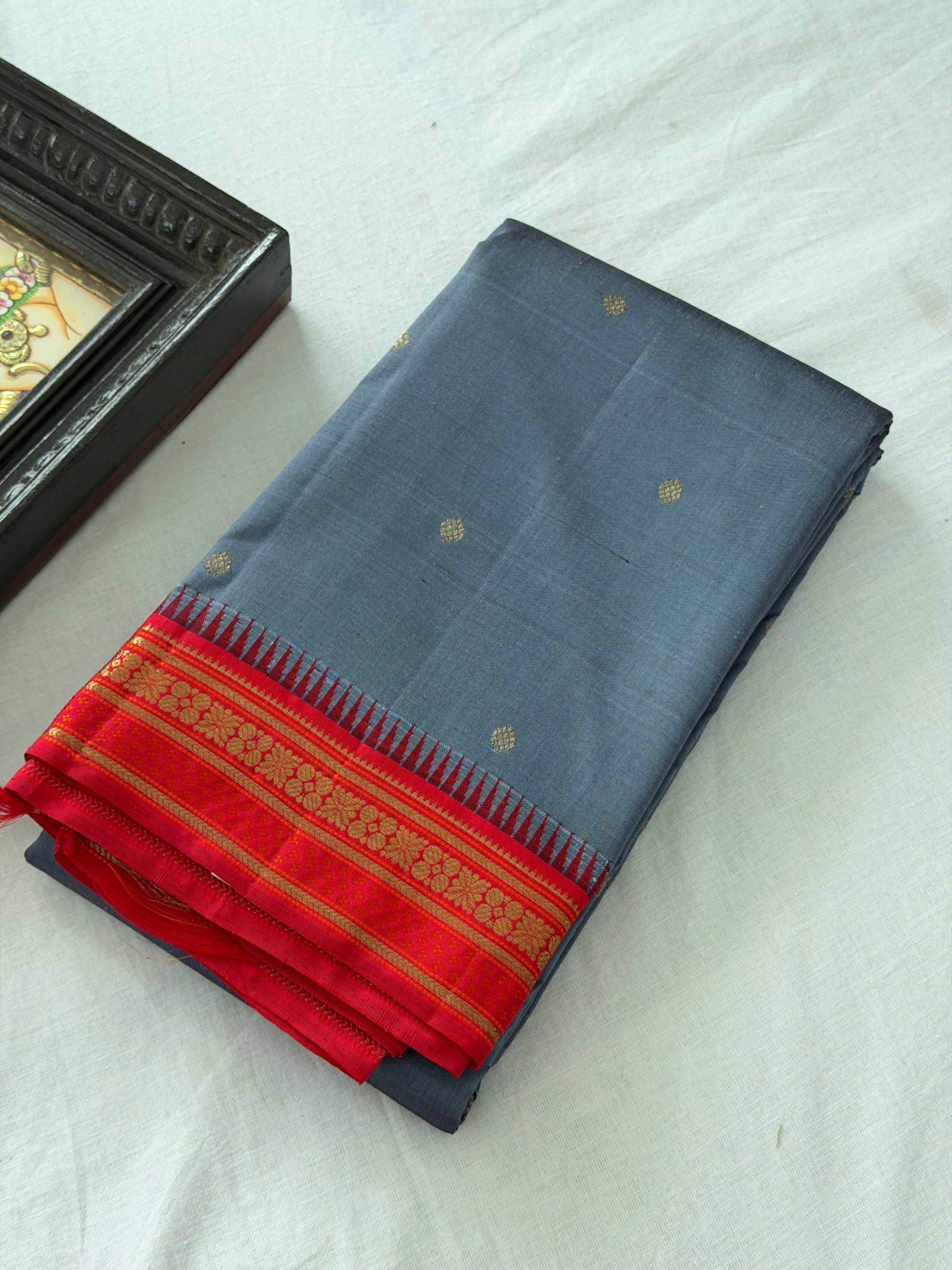 MAATHEY: Small border Kanjivaram Silk