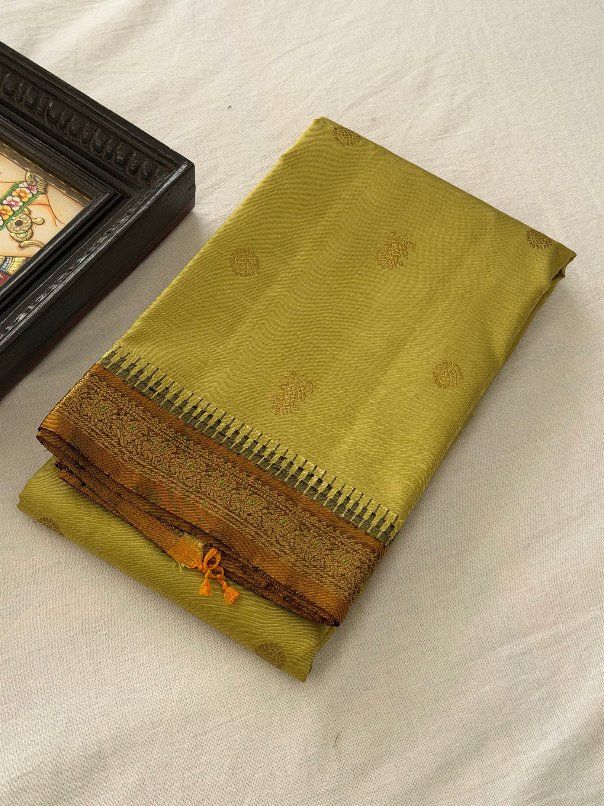 MAATHEY: Small border Kanjivaram Silk