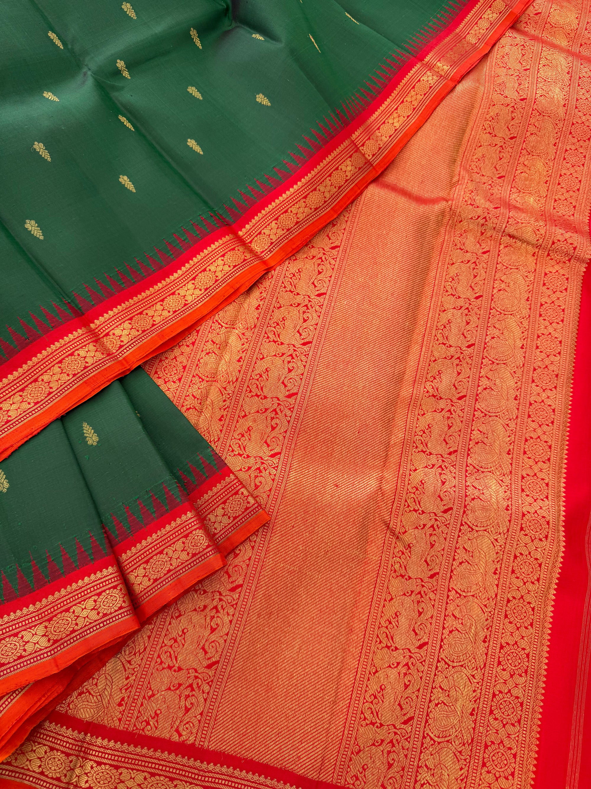 MAATHEY: Small border Kanjivaram Silk