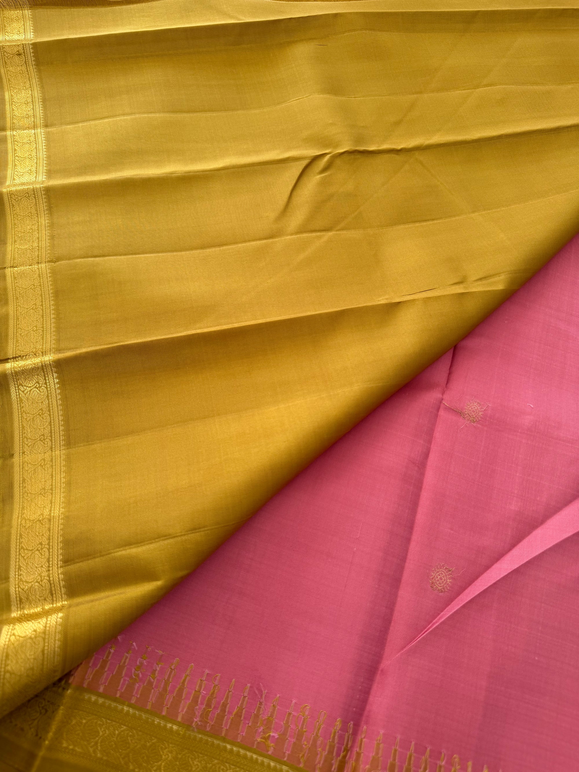 MAATHEY: Small border Kanjivaram Silk