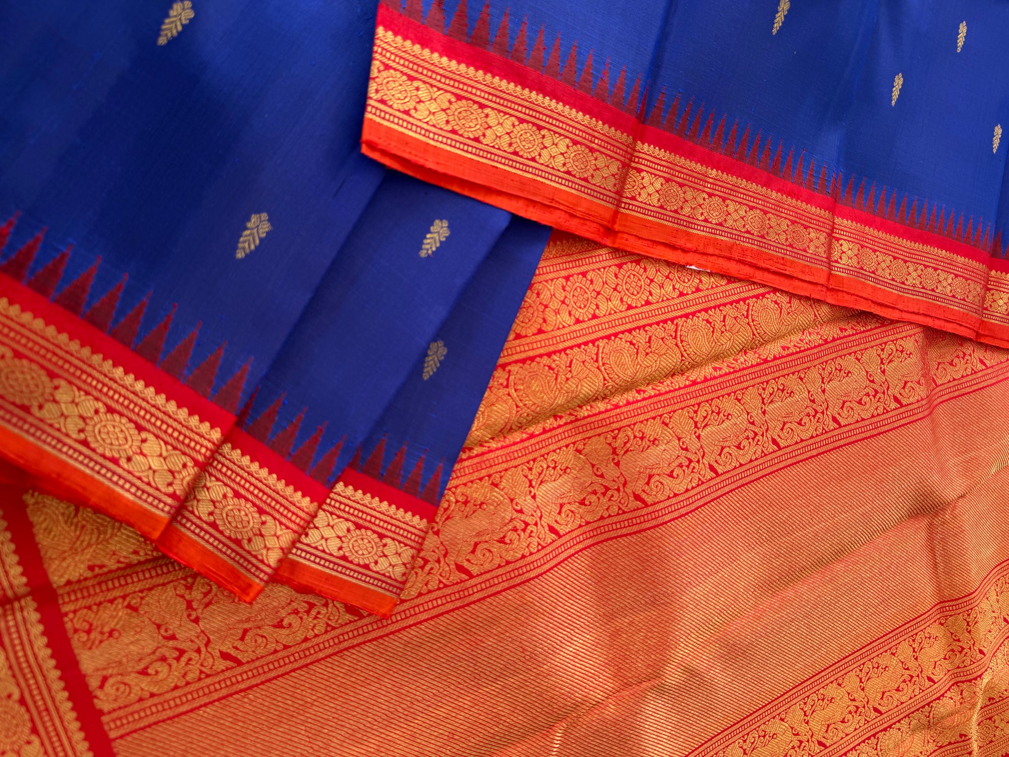 MAATHEY: Small border Kanjivaram Silk