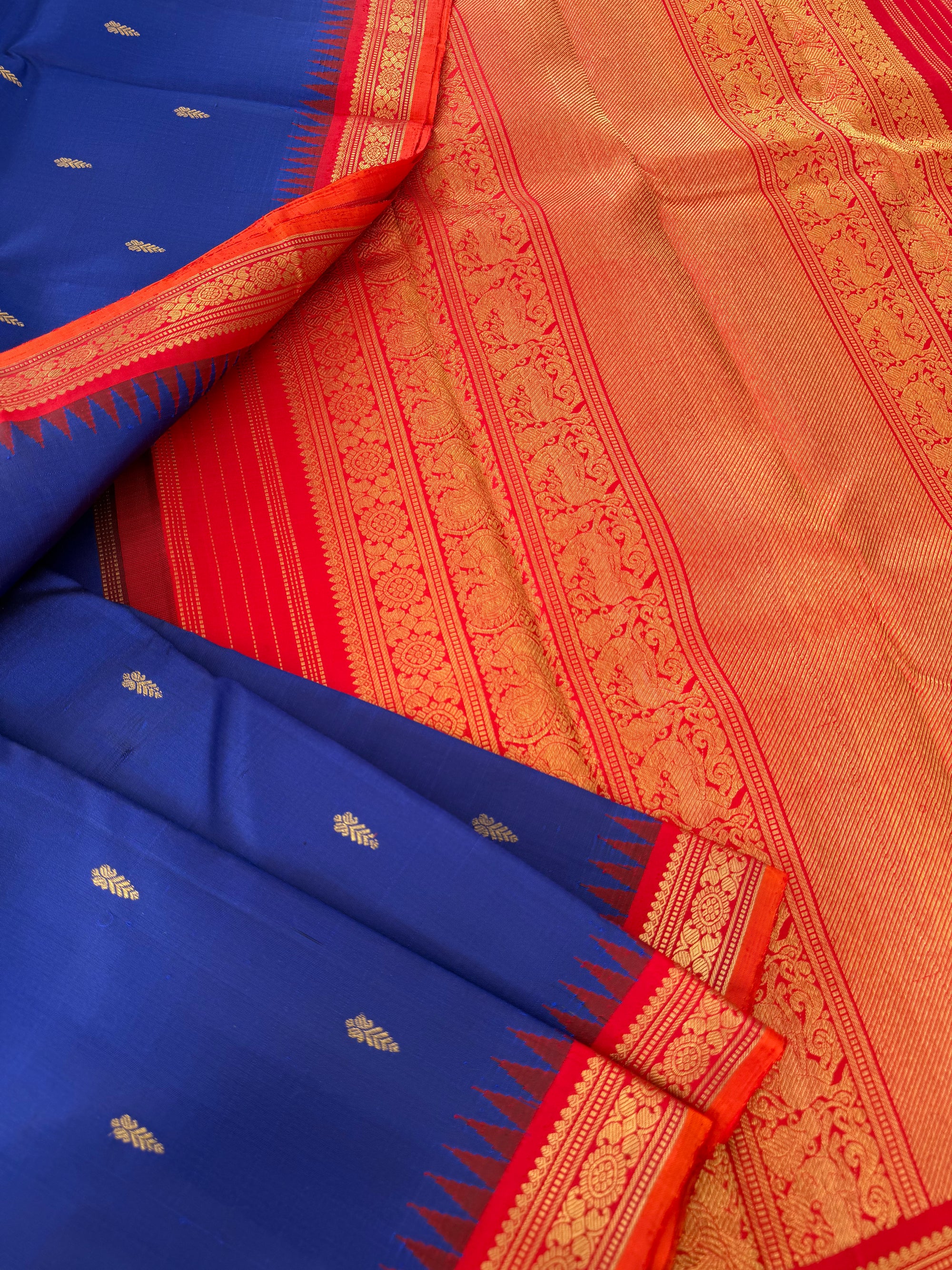 MAATHEY: Small border Kanjivaram Silk