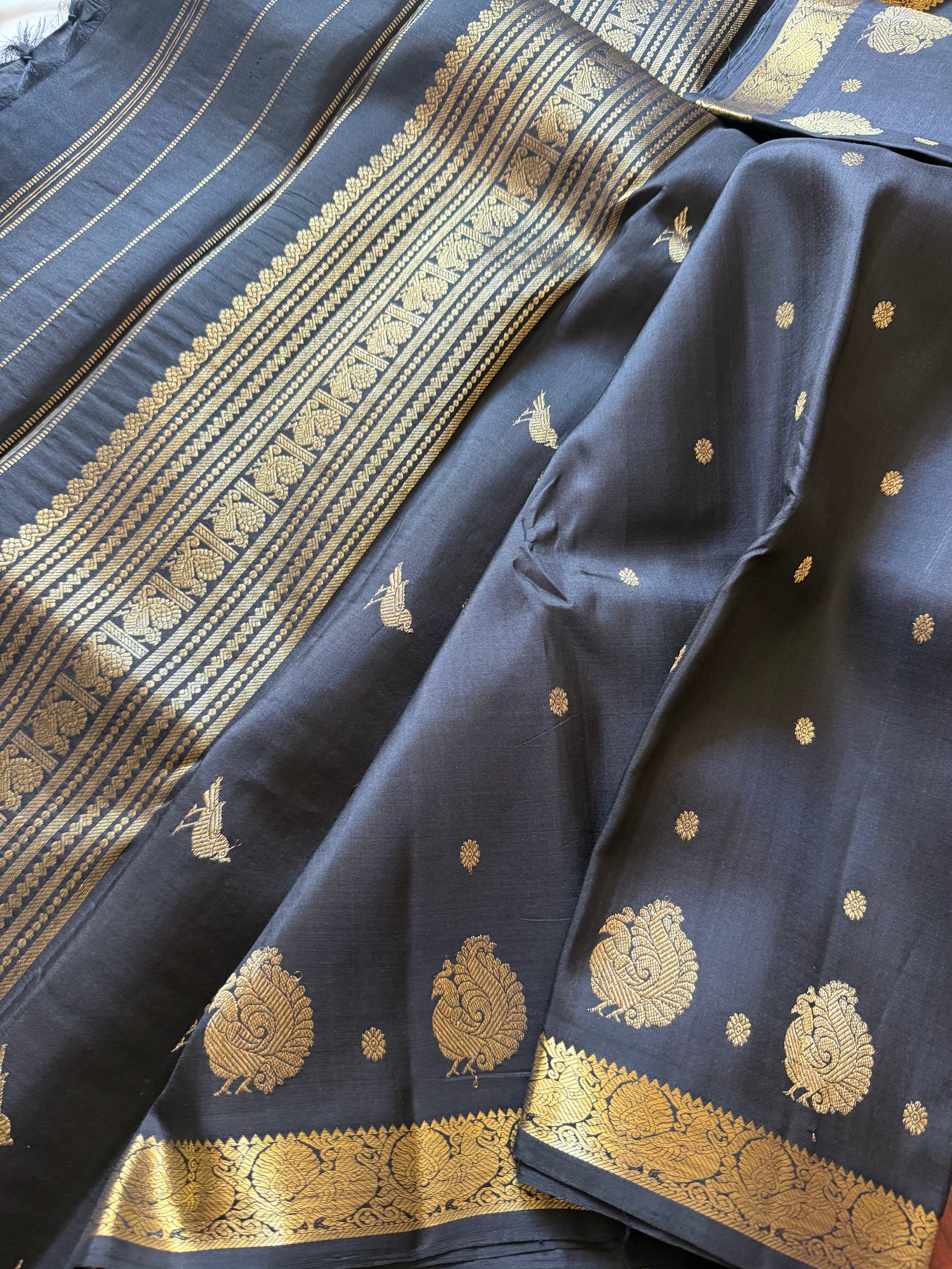 SWARA: Kanjivaram Silk (Black Self borders with Beetu Butta)