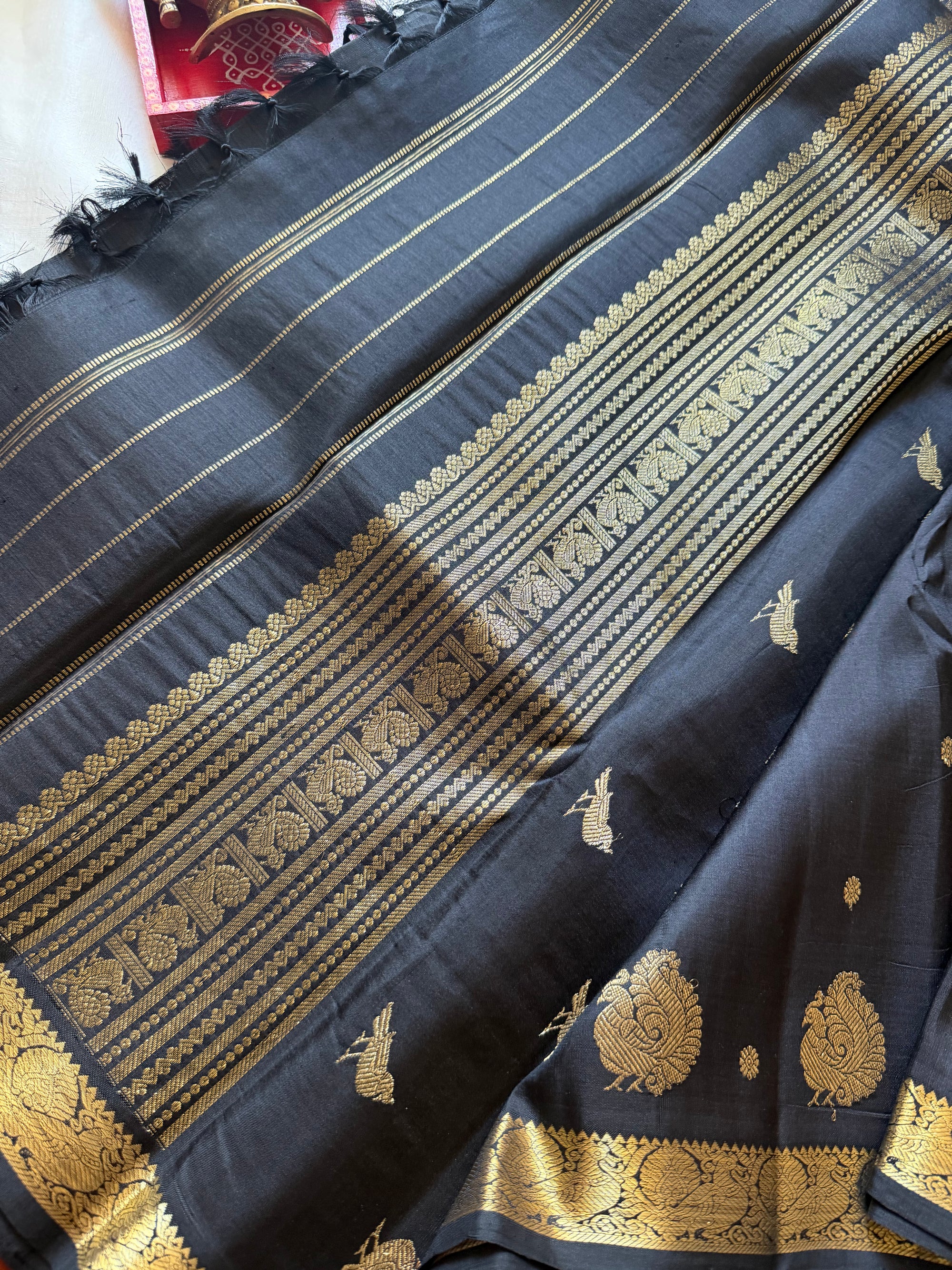 SWARA: Kanjivaram Silk (Black Self borders with Beetu Butta)