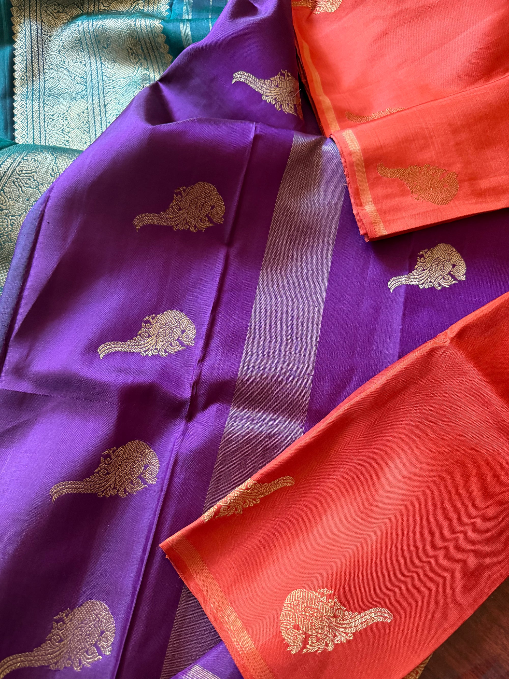 SWARA: Kanjivaram Silk (Two color pallu)
